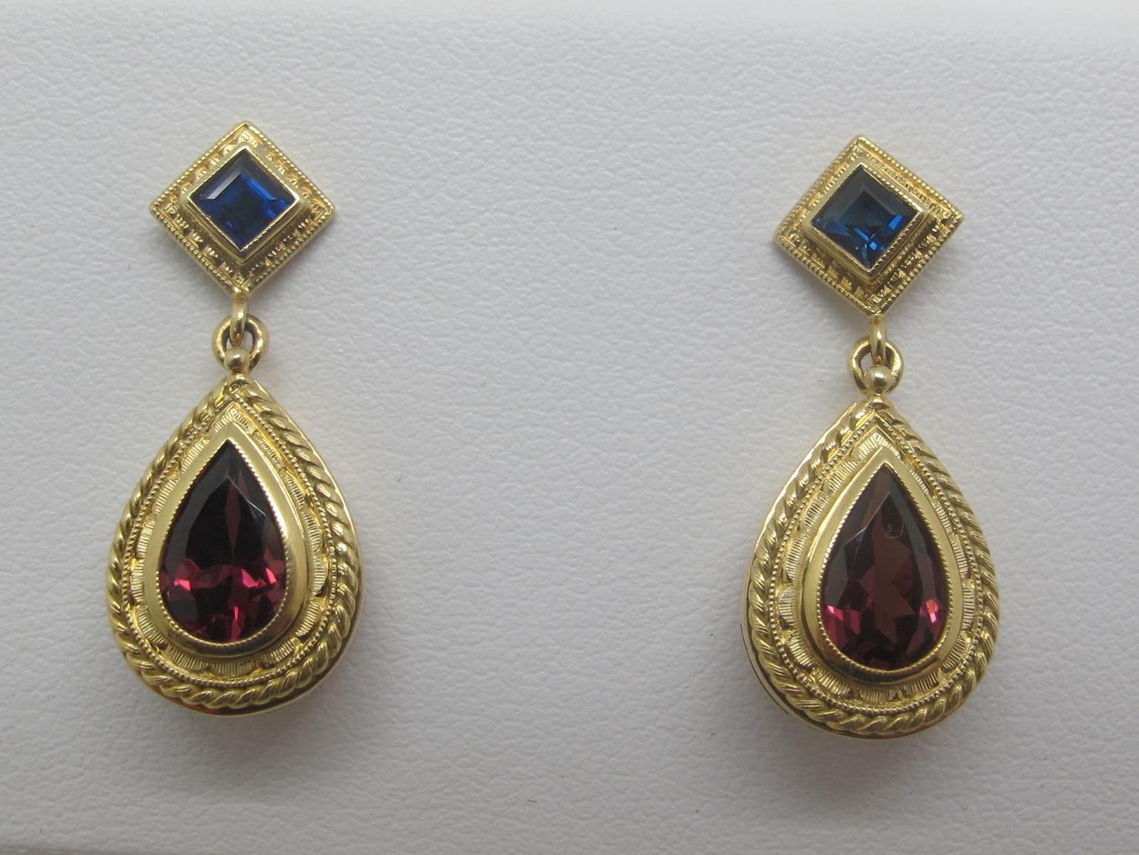Princess Cut 3.82 Carat Pink Tourmaline and Sapphire 18k Yellow Gold Dangle Earrings