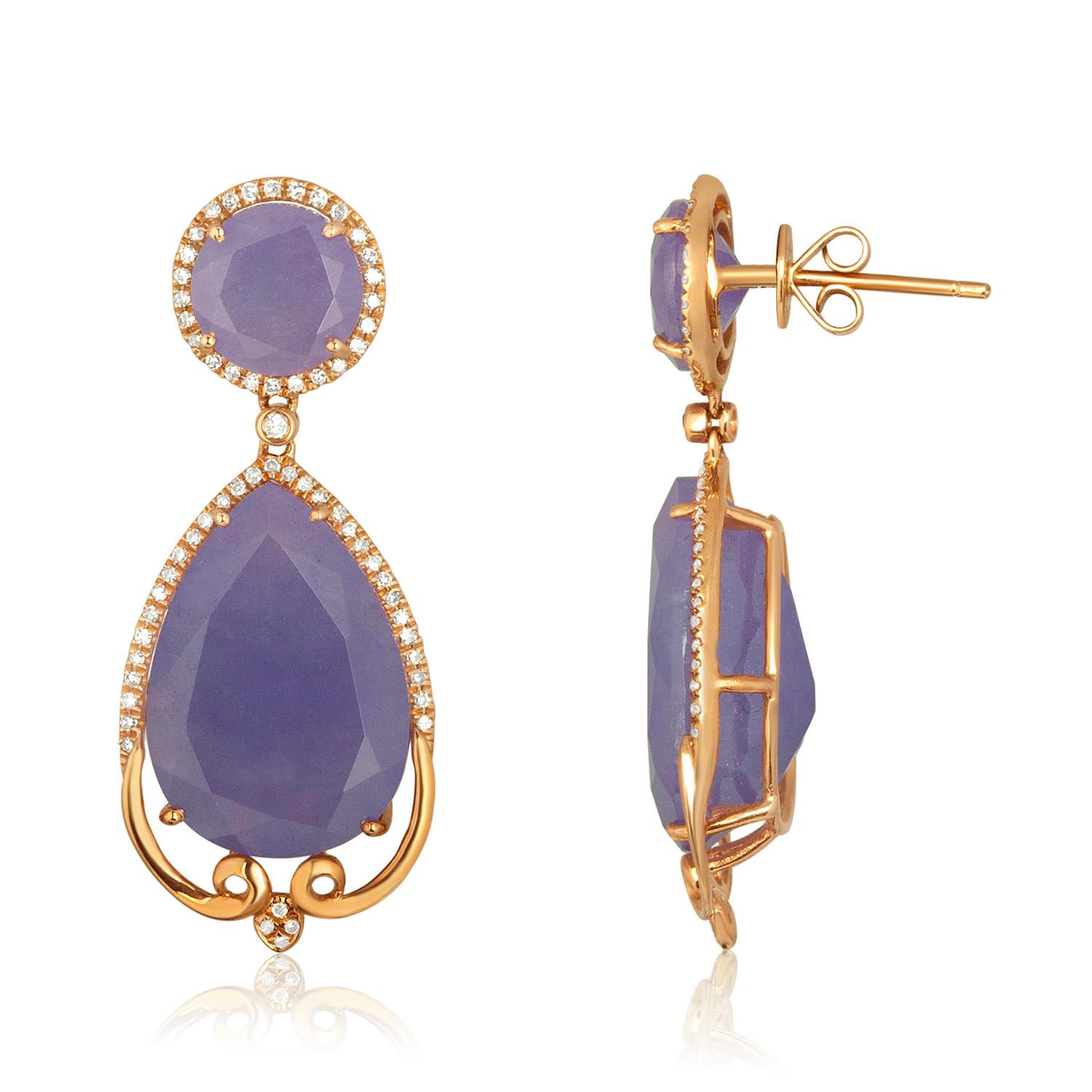 Purple Color Jade Earrings
The earrings 14K Rose Gold
There are 38.25ct of Purple Jade
There are 0.44ct of Diamonds H SI
The earrings measure 1.5