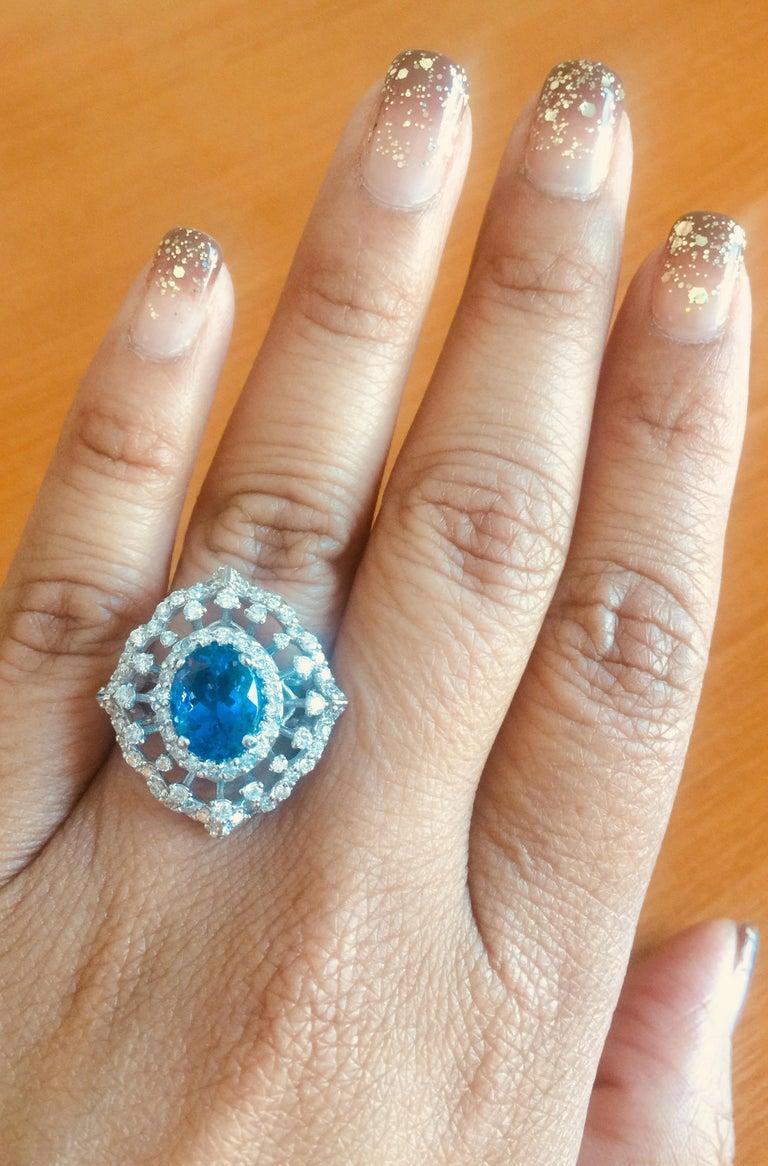 Bague cocktail en or blanc 14 carats avec tanzanite de 3,83 carats et diamant Neuf - En vente à Los Angeles, CA