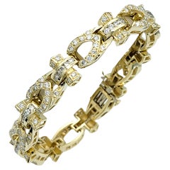 3.83 Carat Total Pavé Diamond Ornate Link Bracelet Set in 14 Karat Yellow Gold