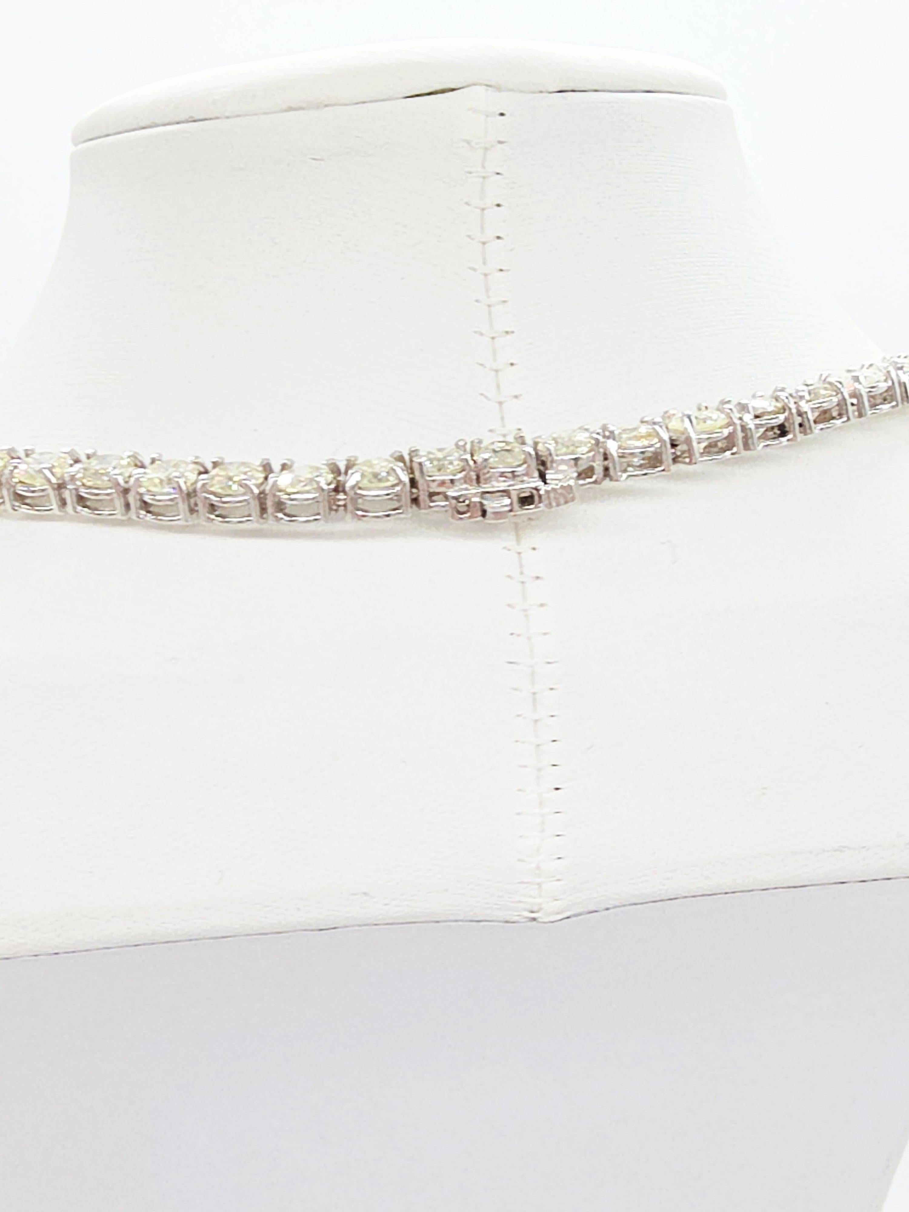 da uomo o donna 38.36 Cts Round Natural Diamond Tennis Necklace 14K White Gold 20'' in vendita