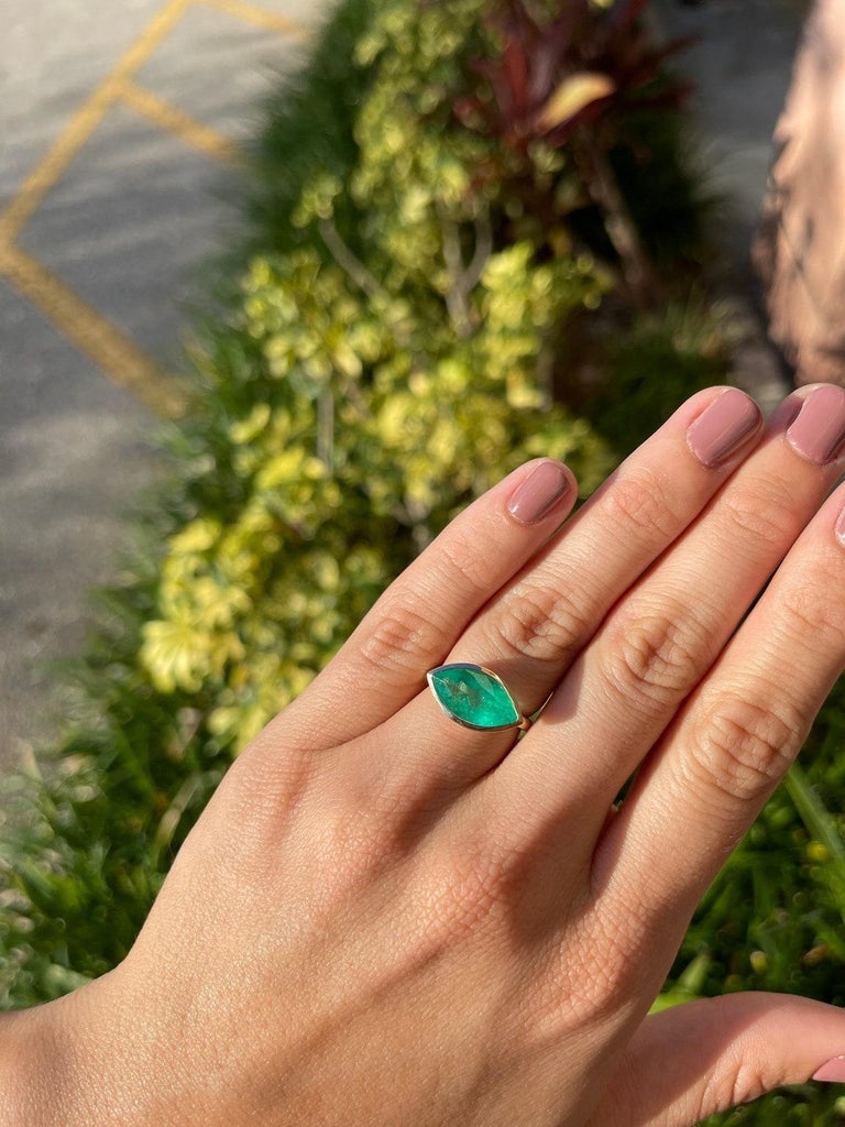 3.83ct 14K Colombian Emerald Marquise Cut Solitaire Ring For Sale at  1stDibs | emerald marquise ring, marquise cut emerald ring, marquise  emerald ring