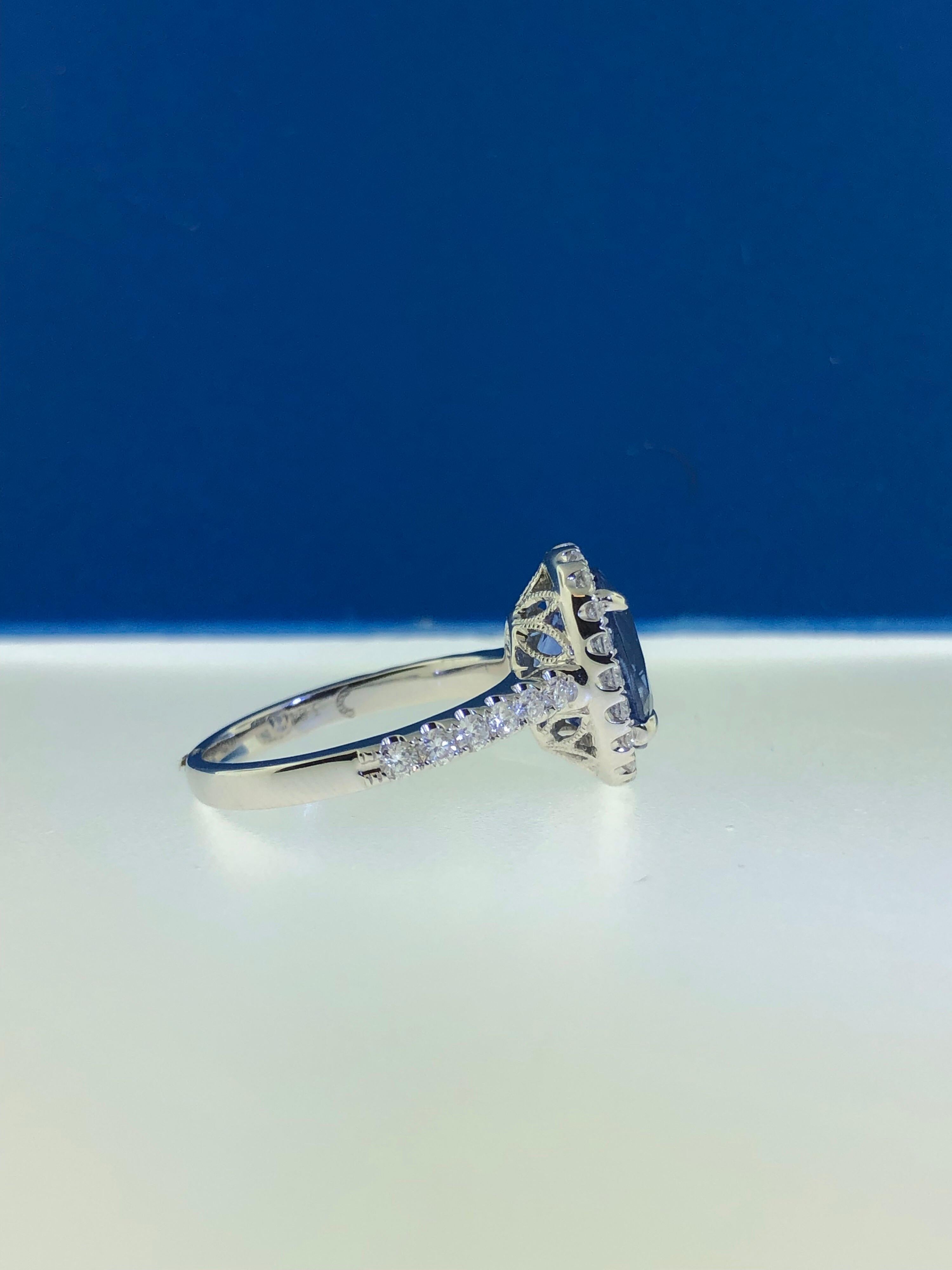 3.84 Carat Oval Sapphire and Diamond Cocktail Ring 3