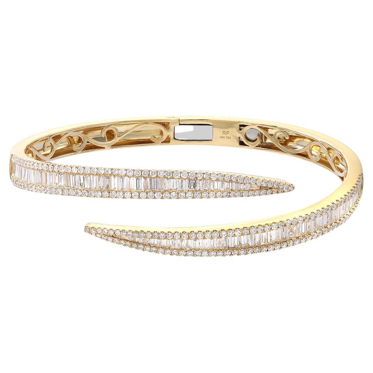 3.84 Carat Round and Baguette Diamond Bangle 18K Yellow Gold  For Sale
