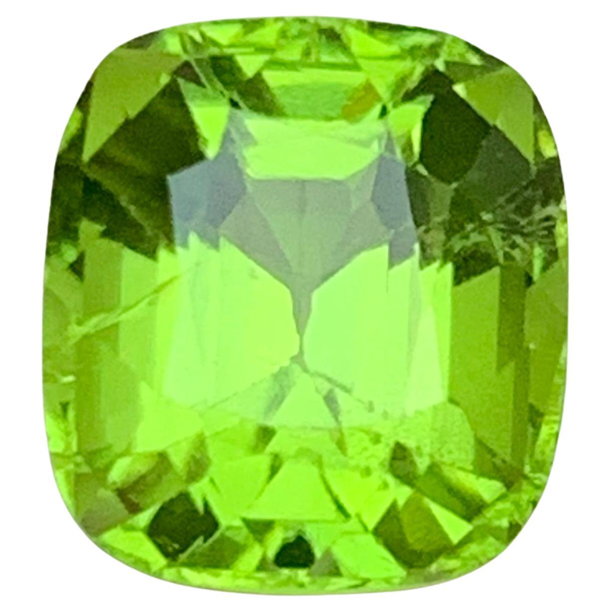 3.84 Carat Vivid Green Natural Peridot Cushion Cut Loose Gemstone from Pakistan