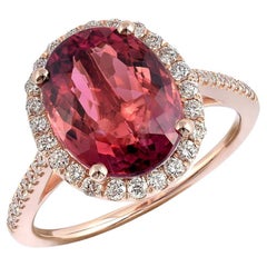 3,84 Karat rosa Turmalin und Diamanten in 14K Roségold Ring gefasst