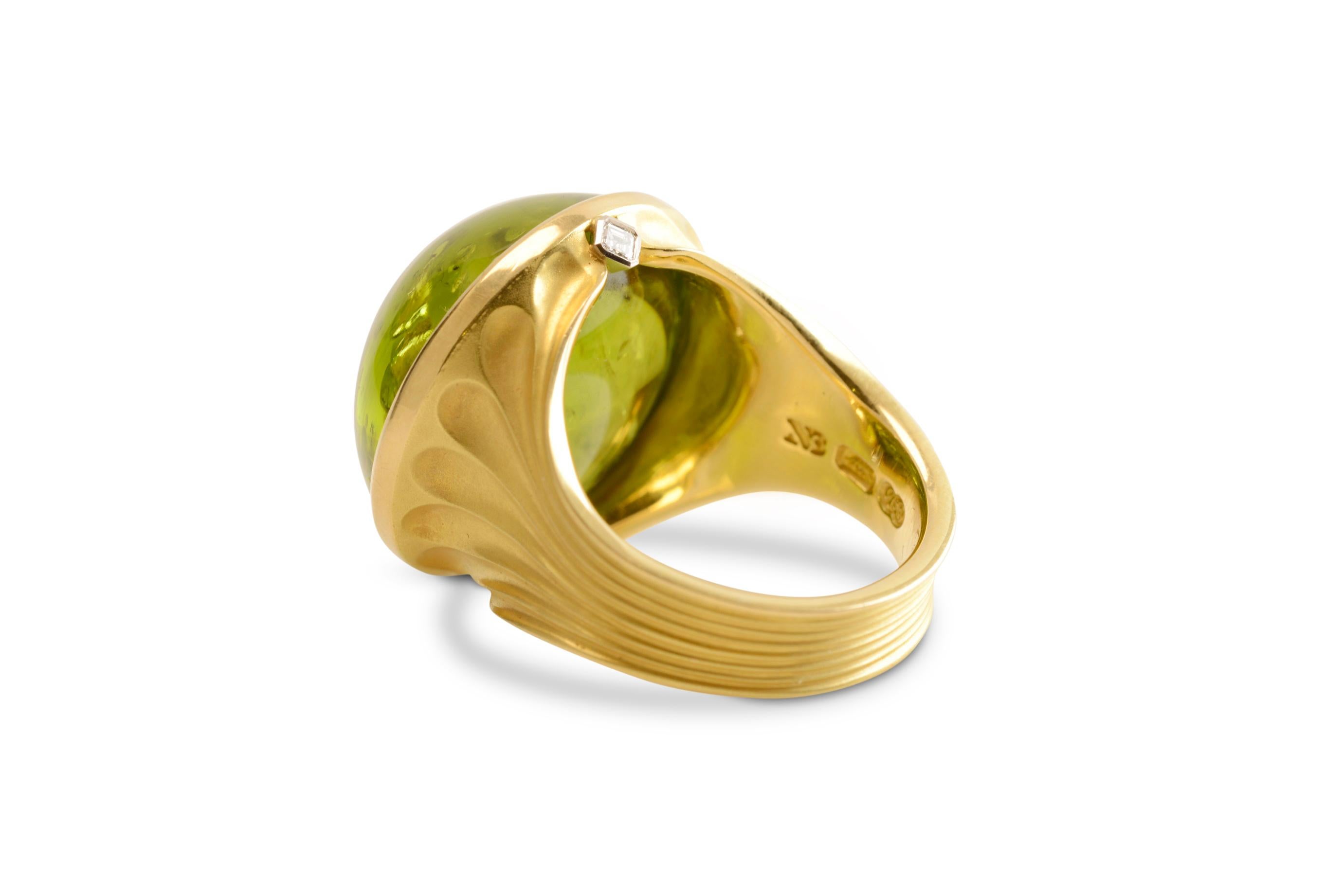 38.40 Carat Peridot Cocktail Ring in 18 Karat Yellow Gold with Diamond For Sale 1