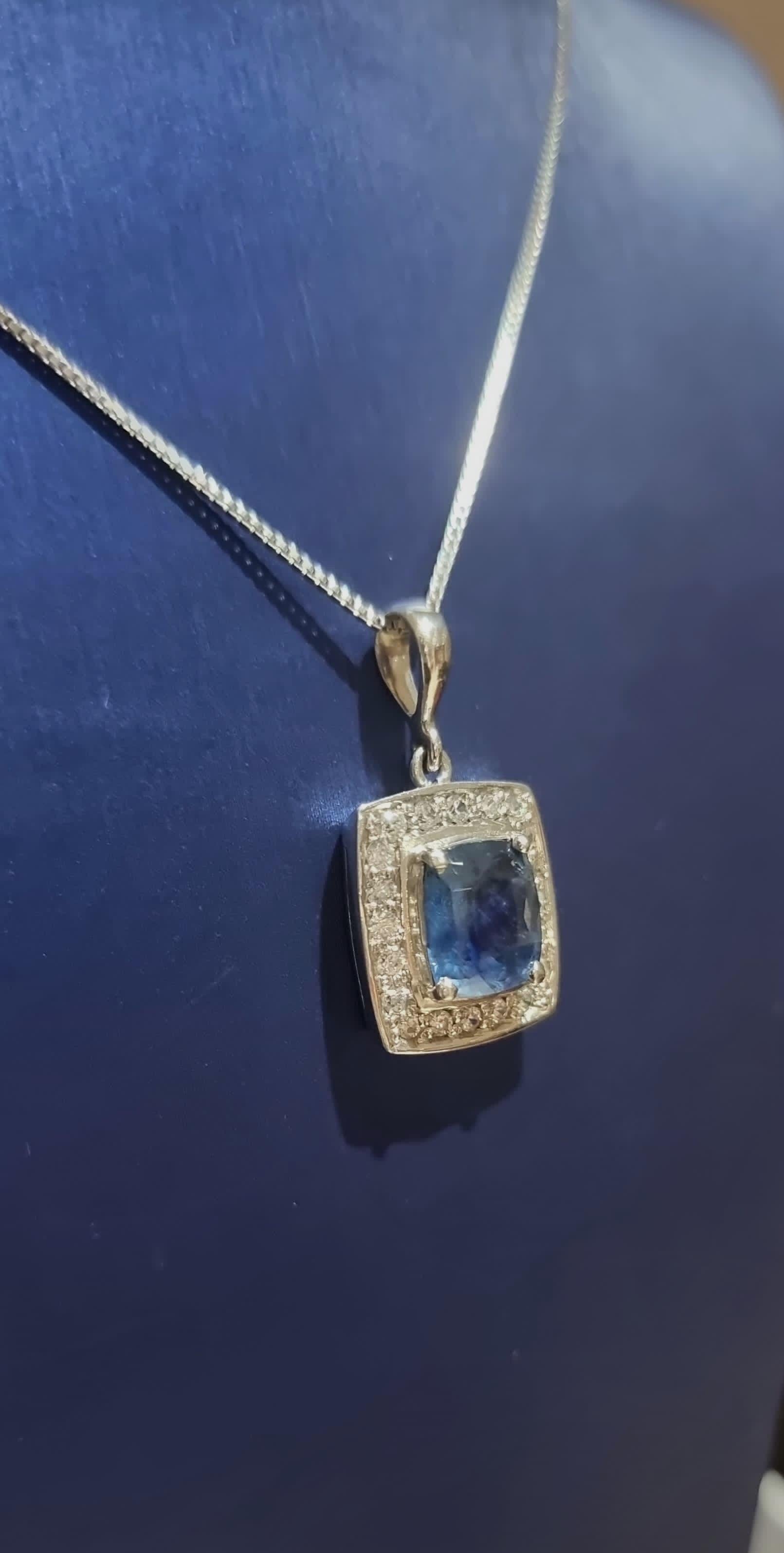 3.84ct Prong Set Natural Blue Sapphire Pendant in Platinum-Coated Silver For Sale 8