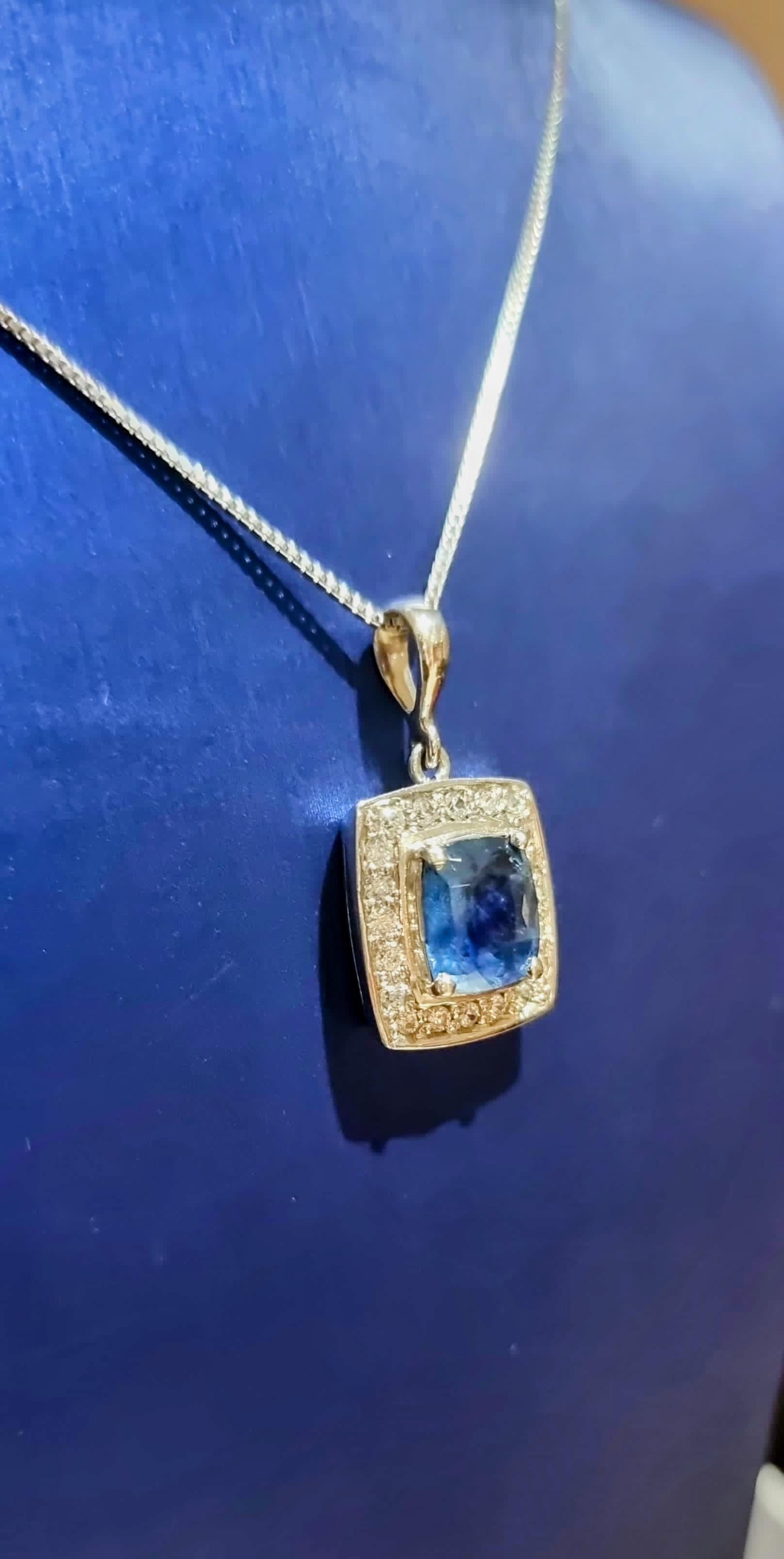 3.84ct Prong Set Natural Blue Sapphire Pendant in Platinum-Coated Silver For Sale 10