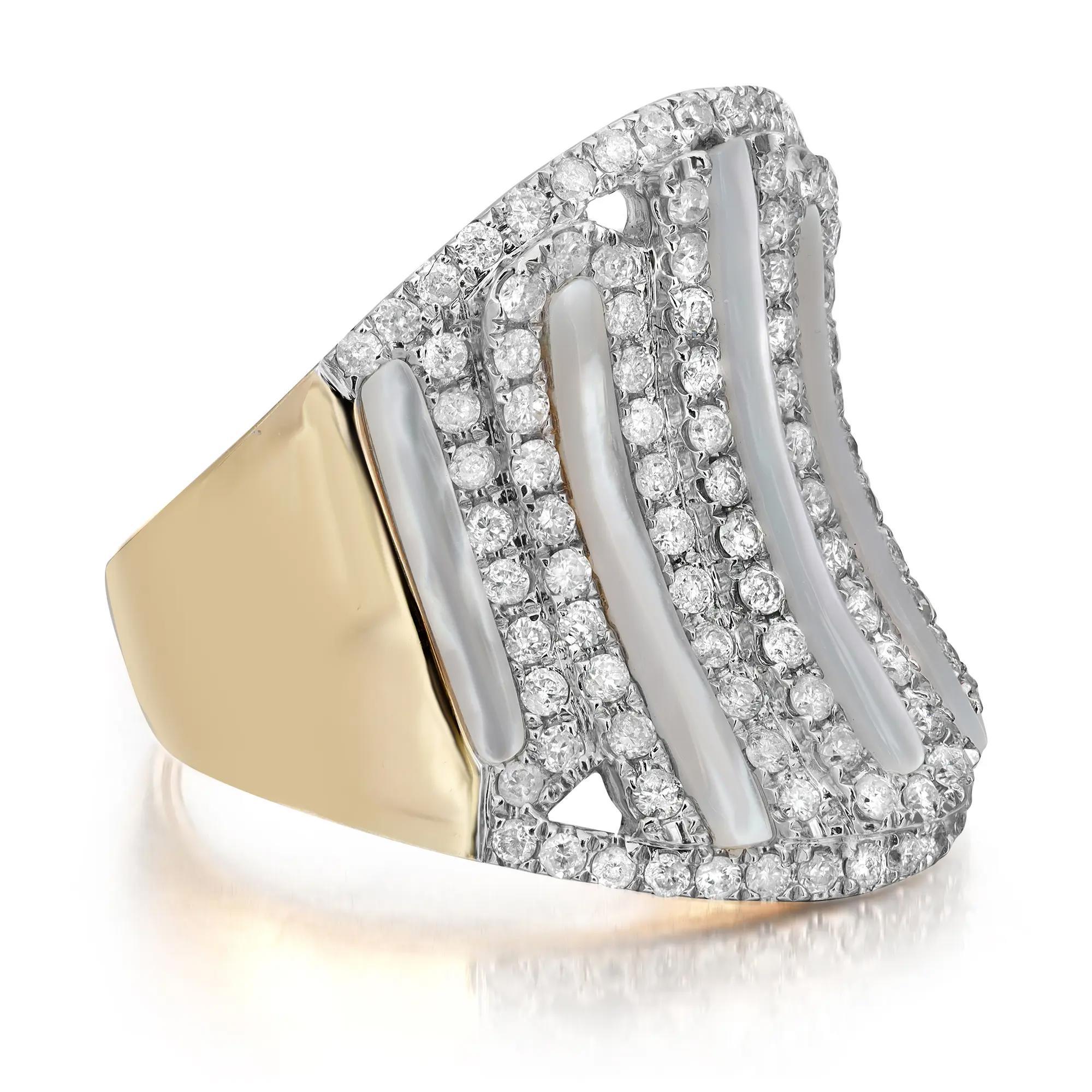 Moderne Bague cocktail en or jaune 14 carats avec diamants ronds et pierre de lune arc-en-ciel de 3,84 carats en vente