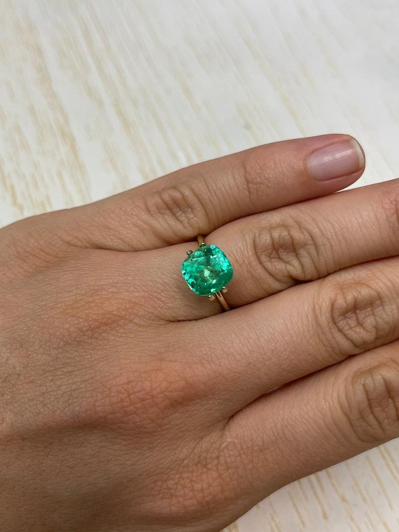 3.85 Carat Bright Yellowish Green Colombian Emerald - Muzo Cushion Cut May Gem For Sale 1