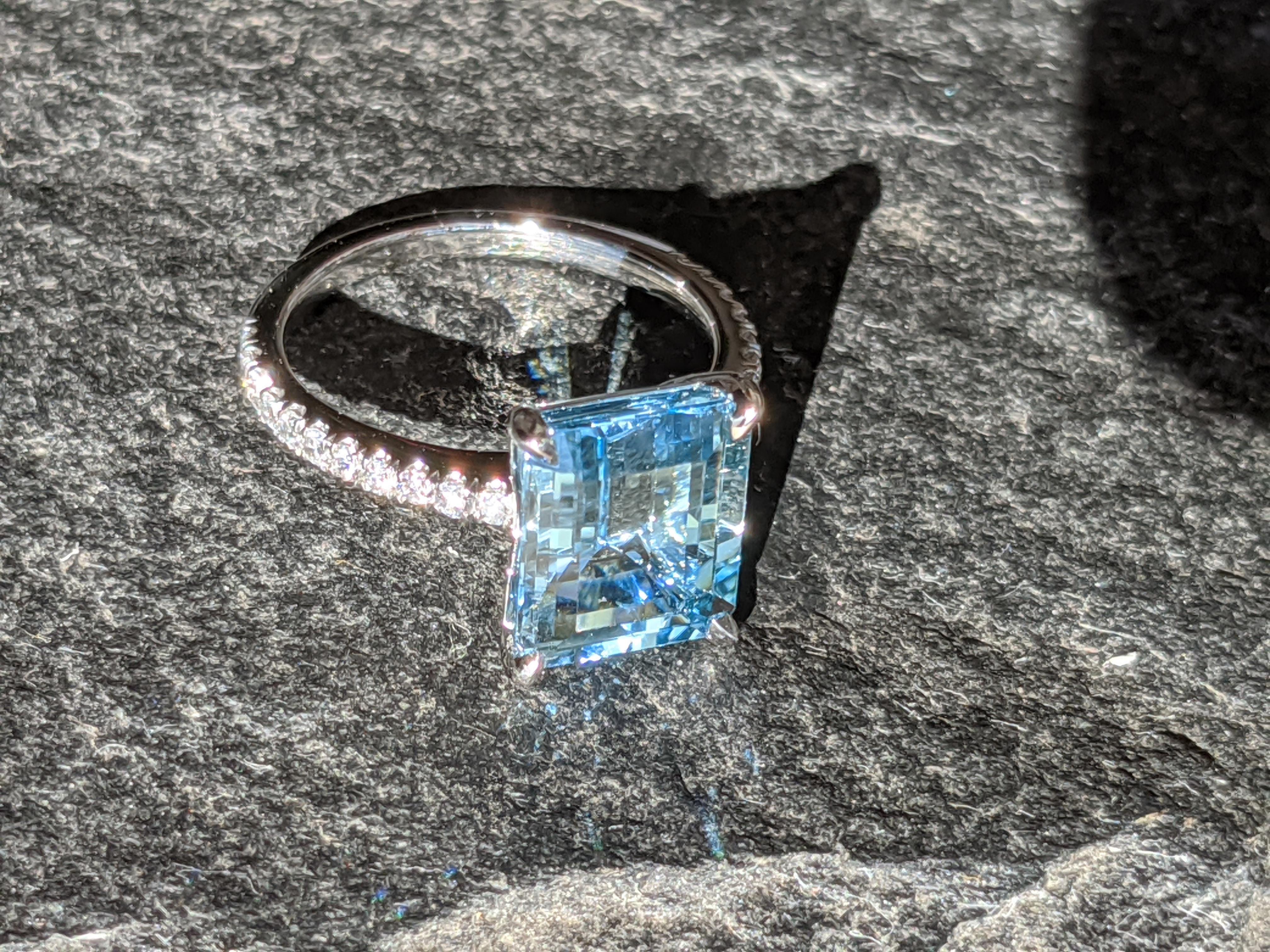 3.85 Carat Emerald Aquamarine Pave Diamond Platinum Cocktail Ring 8