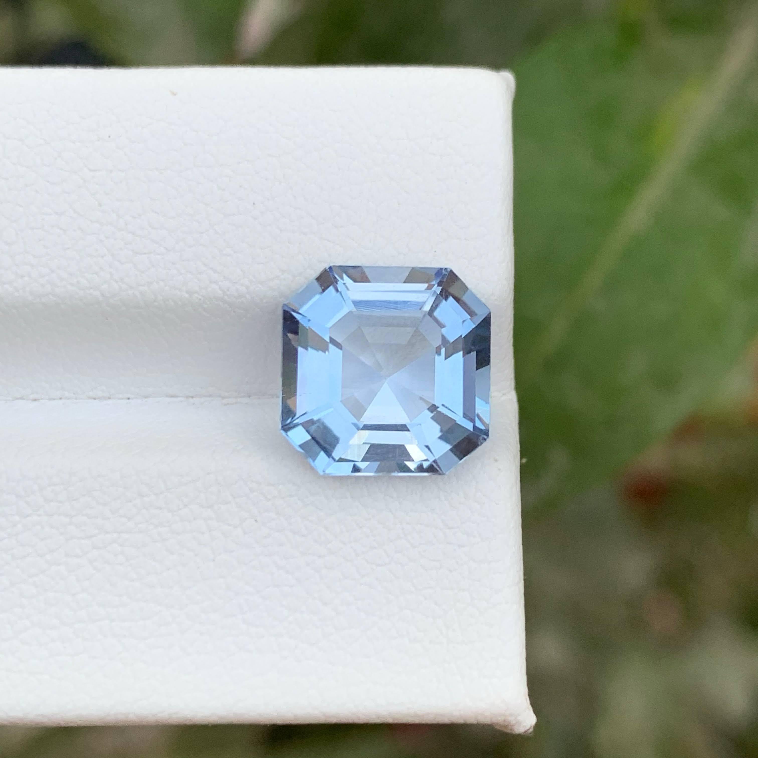 3,85 Carati di Acquamarina Blu Goshenite sciolta Nature Taglio Asscher Gemma Pakistan in vendita 5