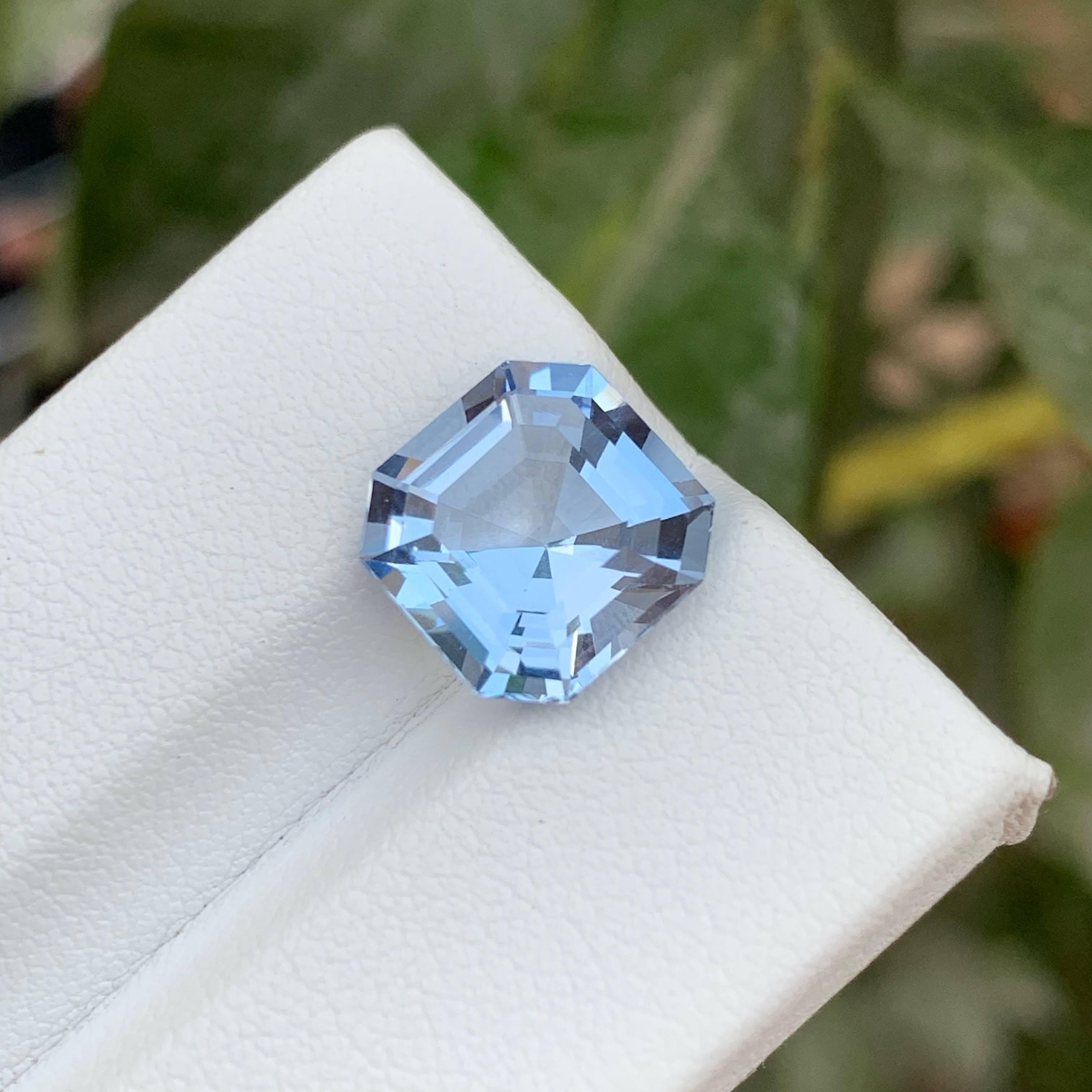 3,85 Carati di Acquamarina Blu Goshenite sciolta Nature Taglio Asscher Gemma Pakistan in vendita 3