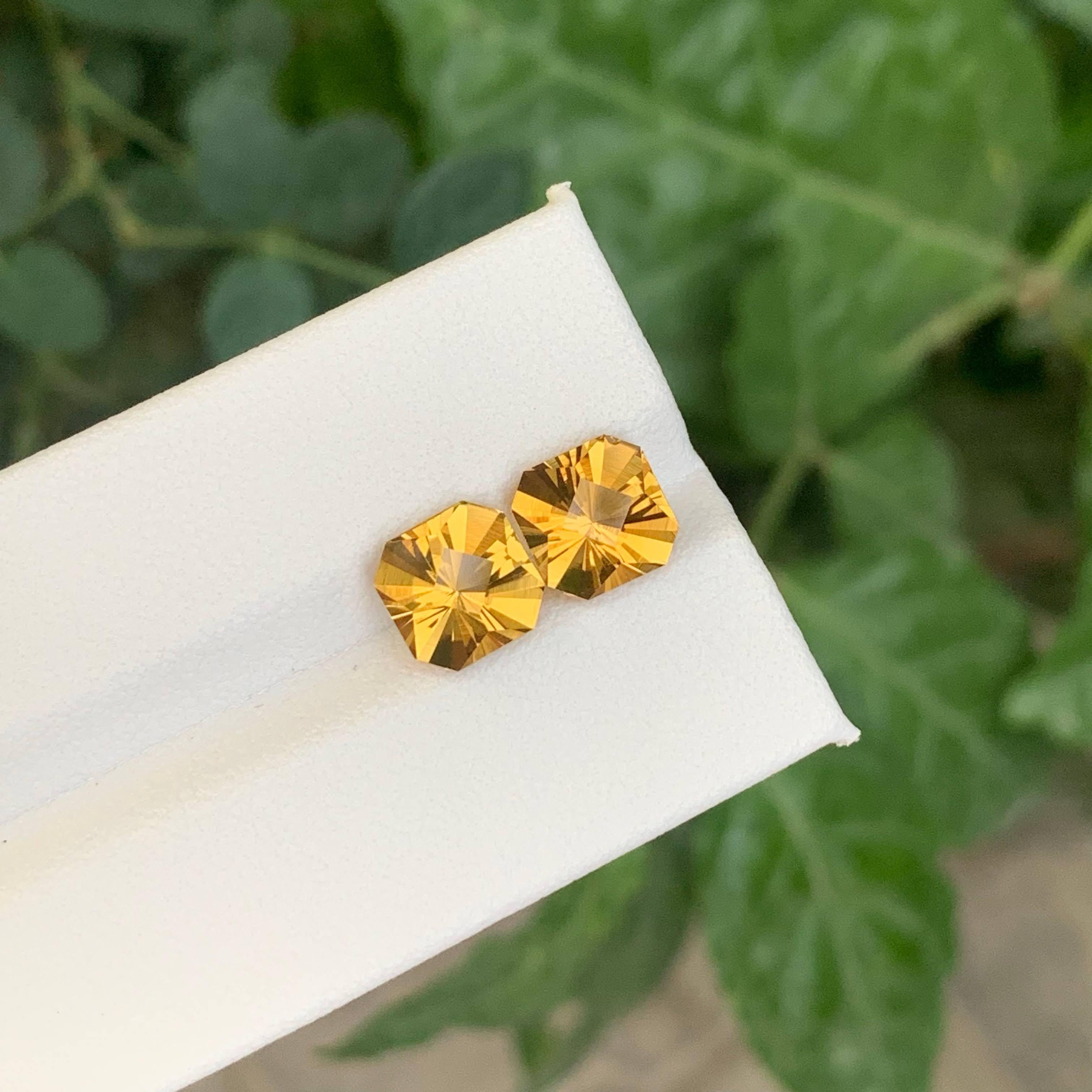 Women's or Men's 3.85 Carat Natural Loose Golden Citrine Stone Asscher Cut Brazilian Gemstone For Sale