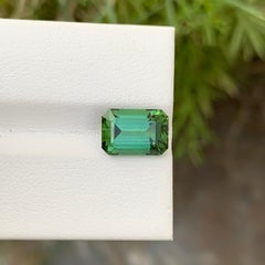 3.85 Carat Natural Loose Green Tourmaline Emerald Shape Gem For Necklace