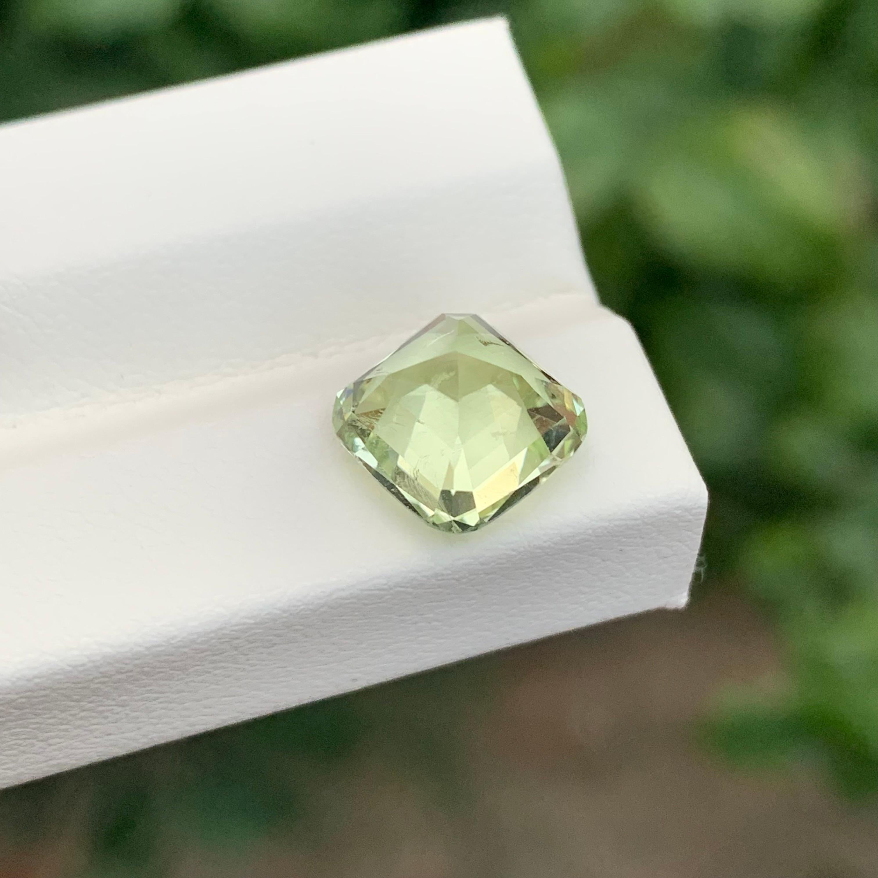 Tourmaline jaune citron naturelle taille coussin de 3,85 carats en vente 1