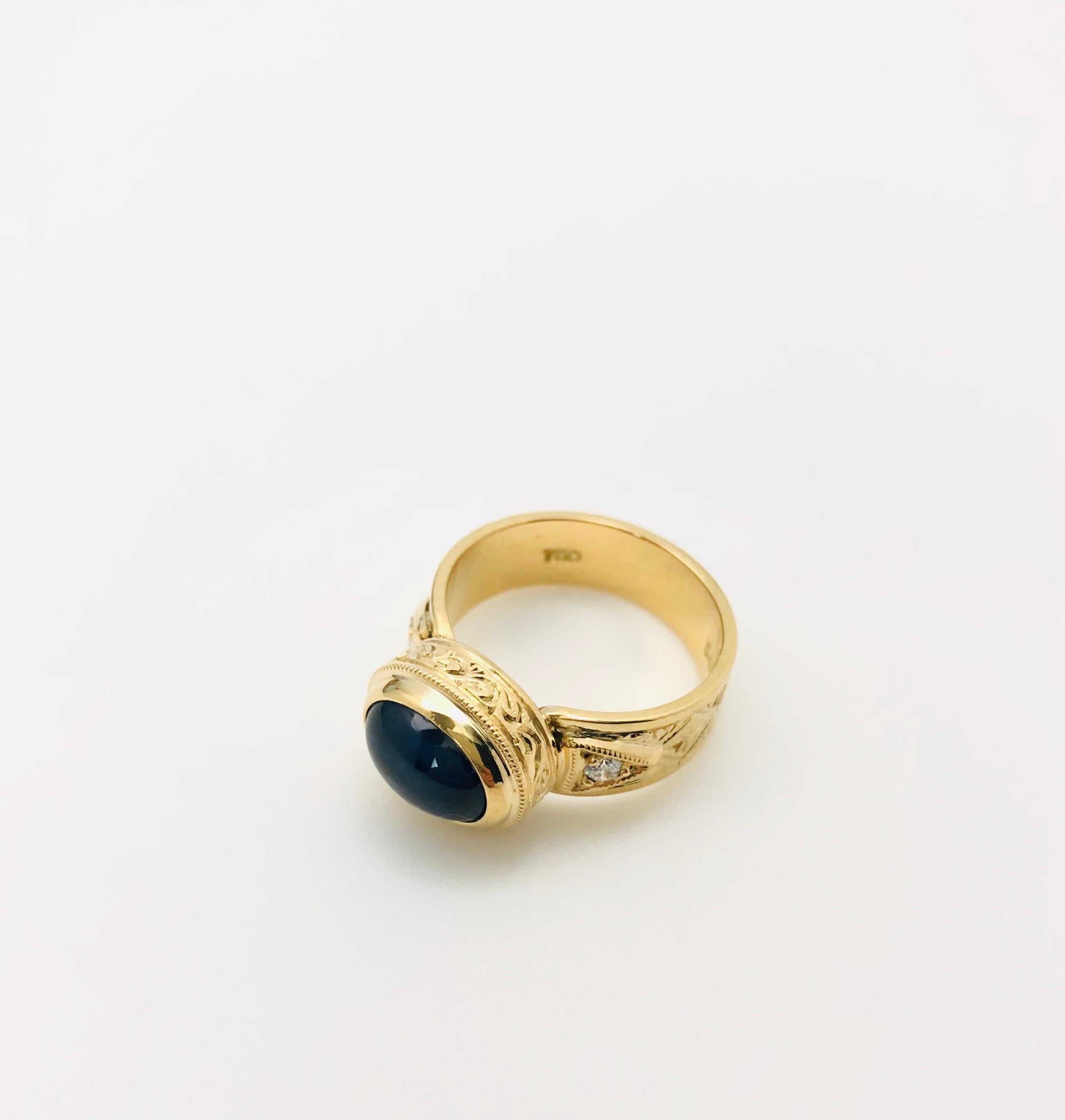 3.85 Carat Sapphire Cabochon, Diamond Yellow Gold Bezel Handmade Engraved Ring 2