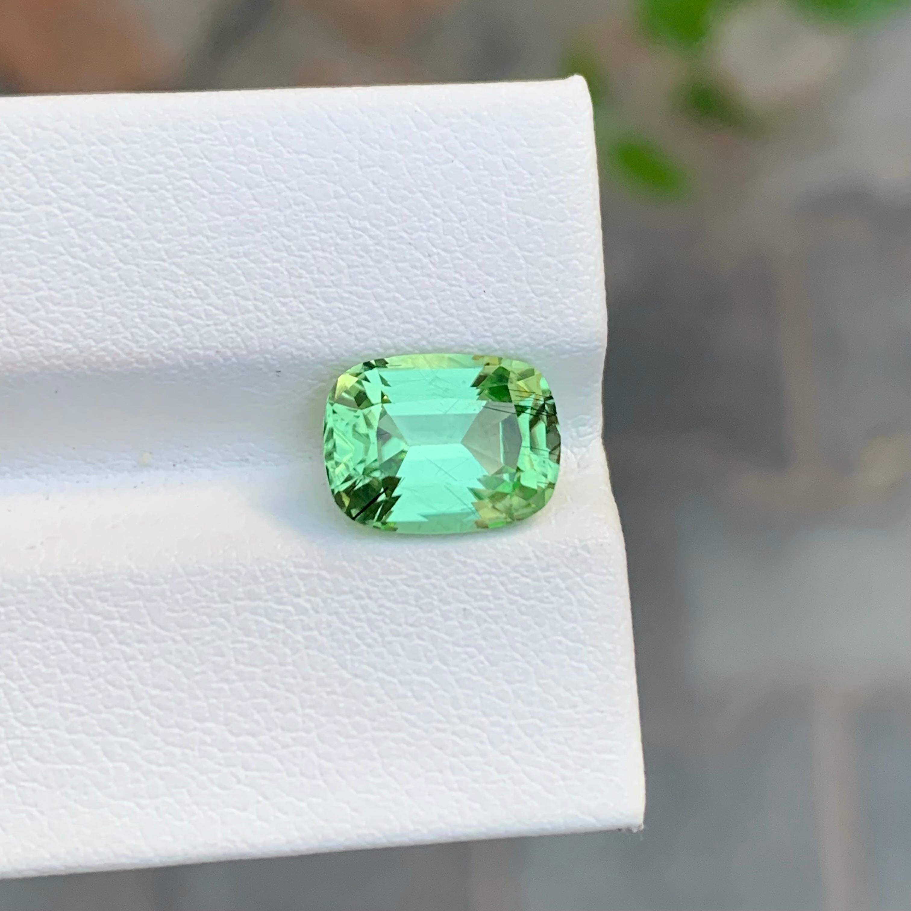 Arts and Crafts 3.85 Carat Splendid Natural Loose Rutile Peridot Cushion Shape Gem For Ring For Sale