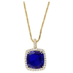 38.5 Carat Tanzanite Necklace & Diamond Pendant with Chain 14 Karat Yellow Gold