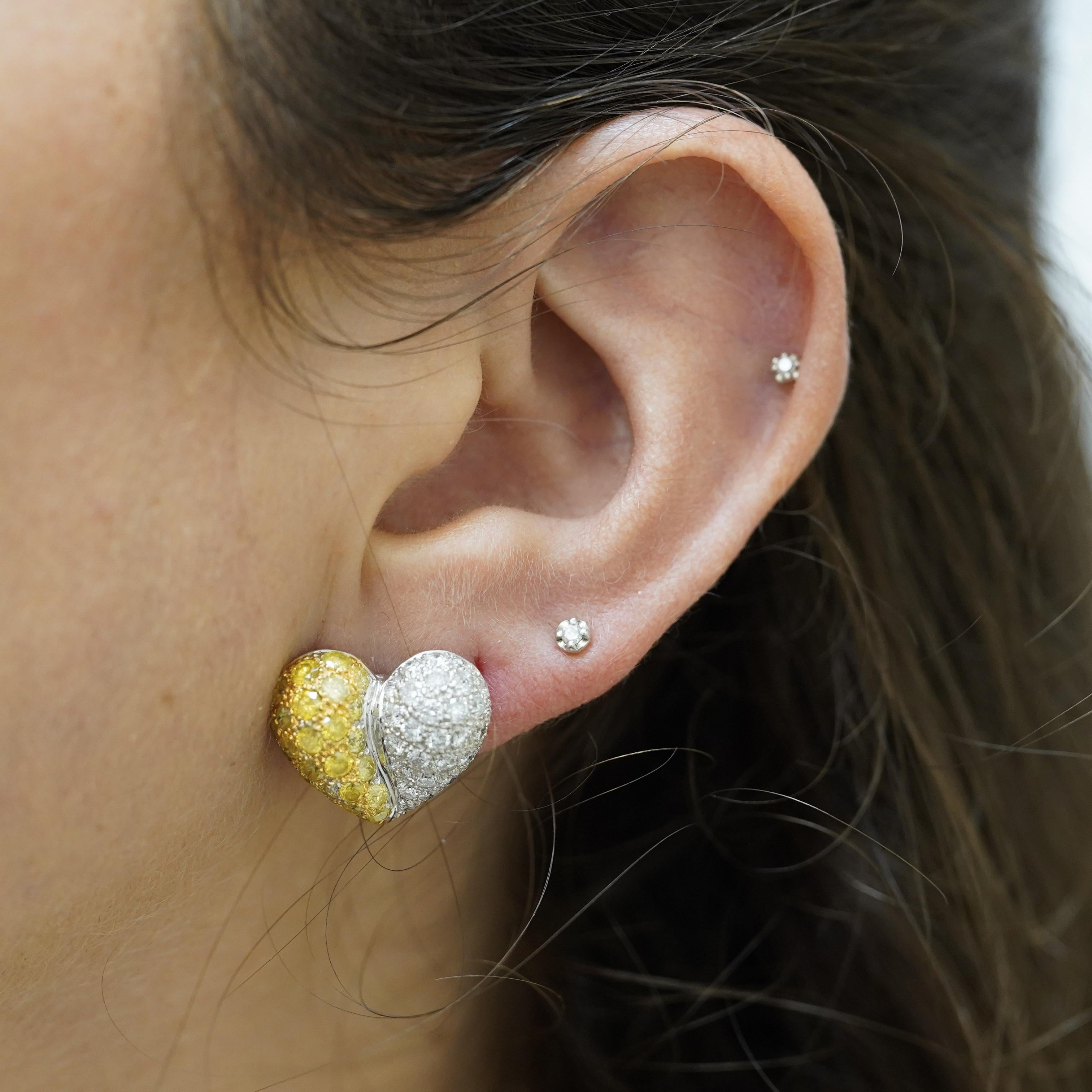 3.85 Carat Yellow & White Diamond 18K White Gold Pave Stud Heart Earring For Sale 2