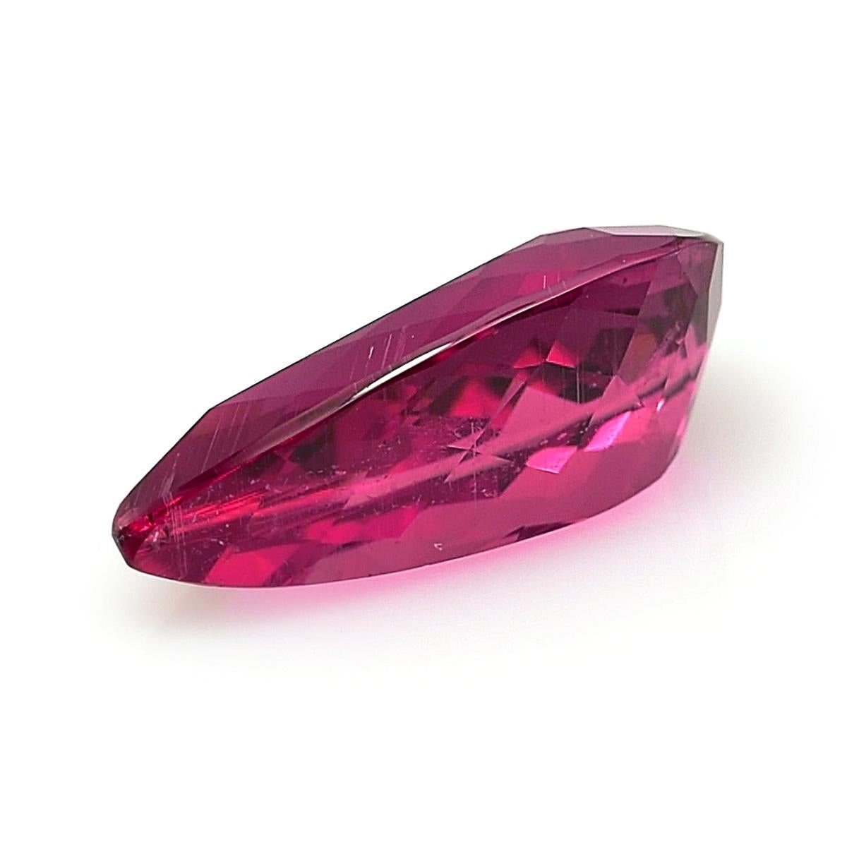 Natürlicher rosa Rubellit Edelstein 3.85 Karat / JupiterGem (Gemischter Schliff) im Angebot