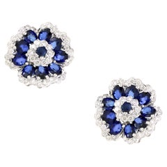 3.85 cts of Sapphire flower Earrings