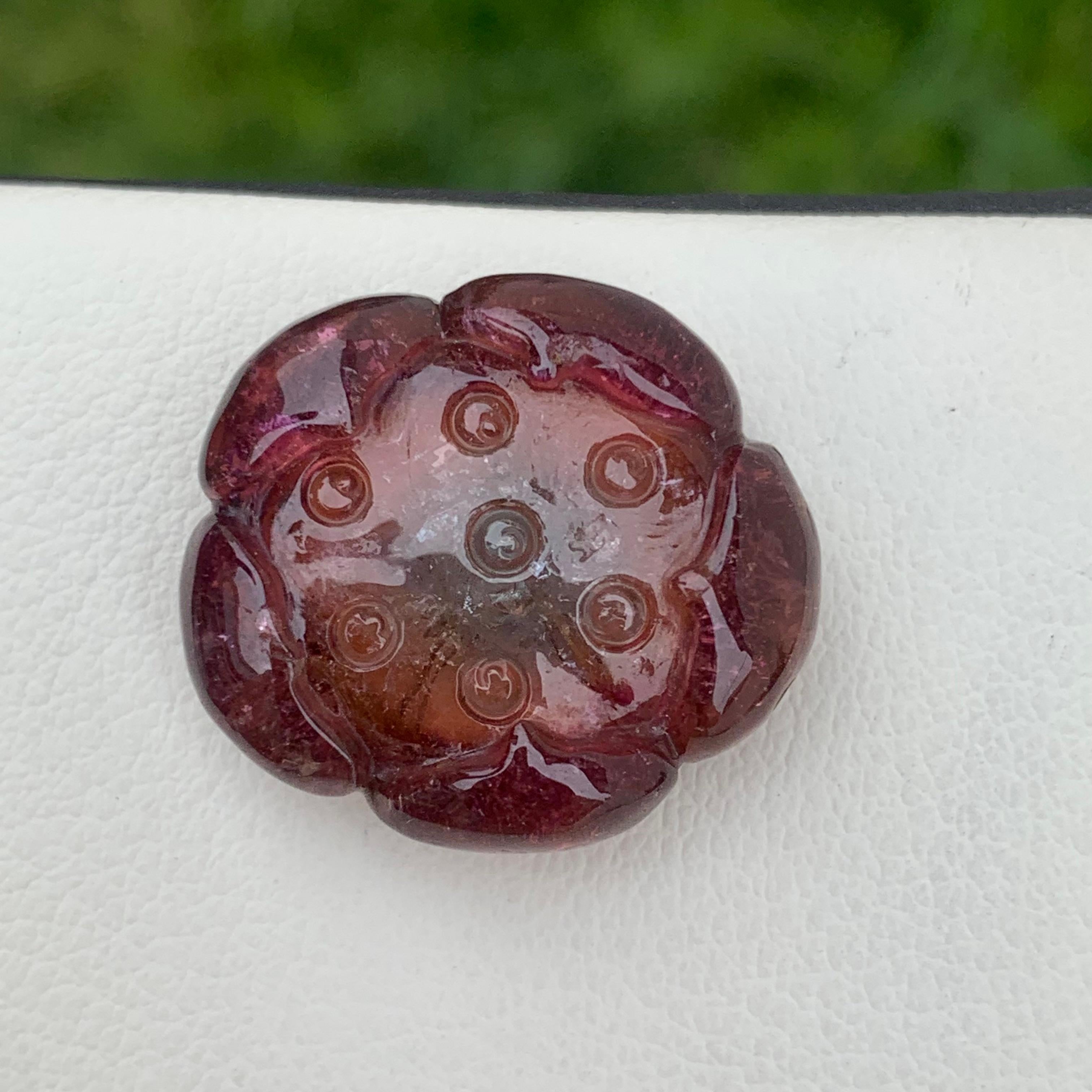 38,50 Quilates Elegante Turmalina Tallada en Forma de Flor Procedente de Madagascar África Tallado en venta