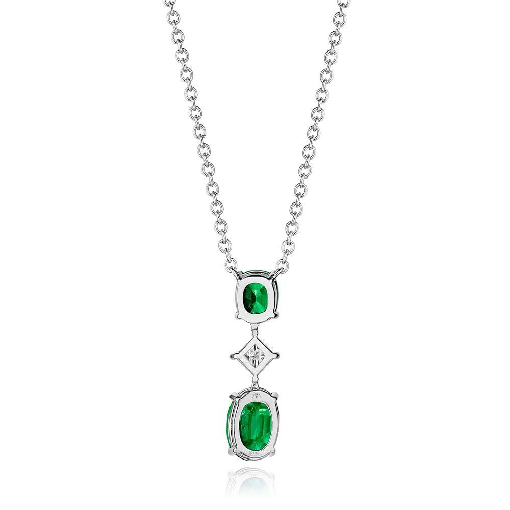 Modern 3.85ct Green Emerald & Diamond Pendant in 18KT Gold For Sale