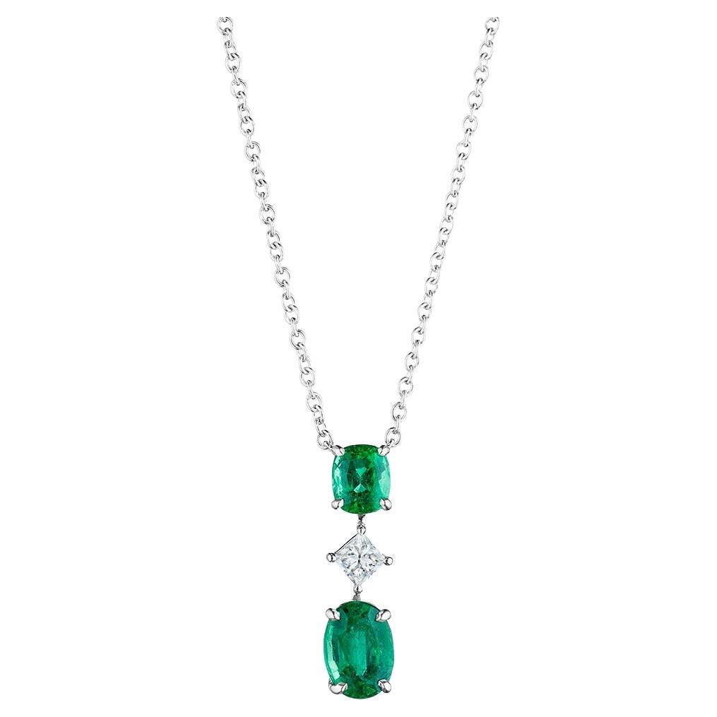 3.85ct Green Emerald & Diamond Pendant in 18KT Gold For Sale