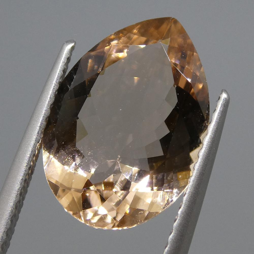 3.85ct Pear Morganite In New Condition For Sale In Toronto, Ontario