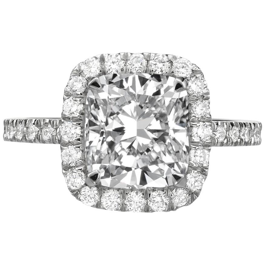 3.86 Carat Cushion Cut Diamond Engagement Ring on Platinum For Sale