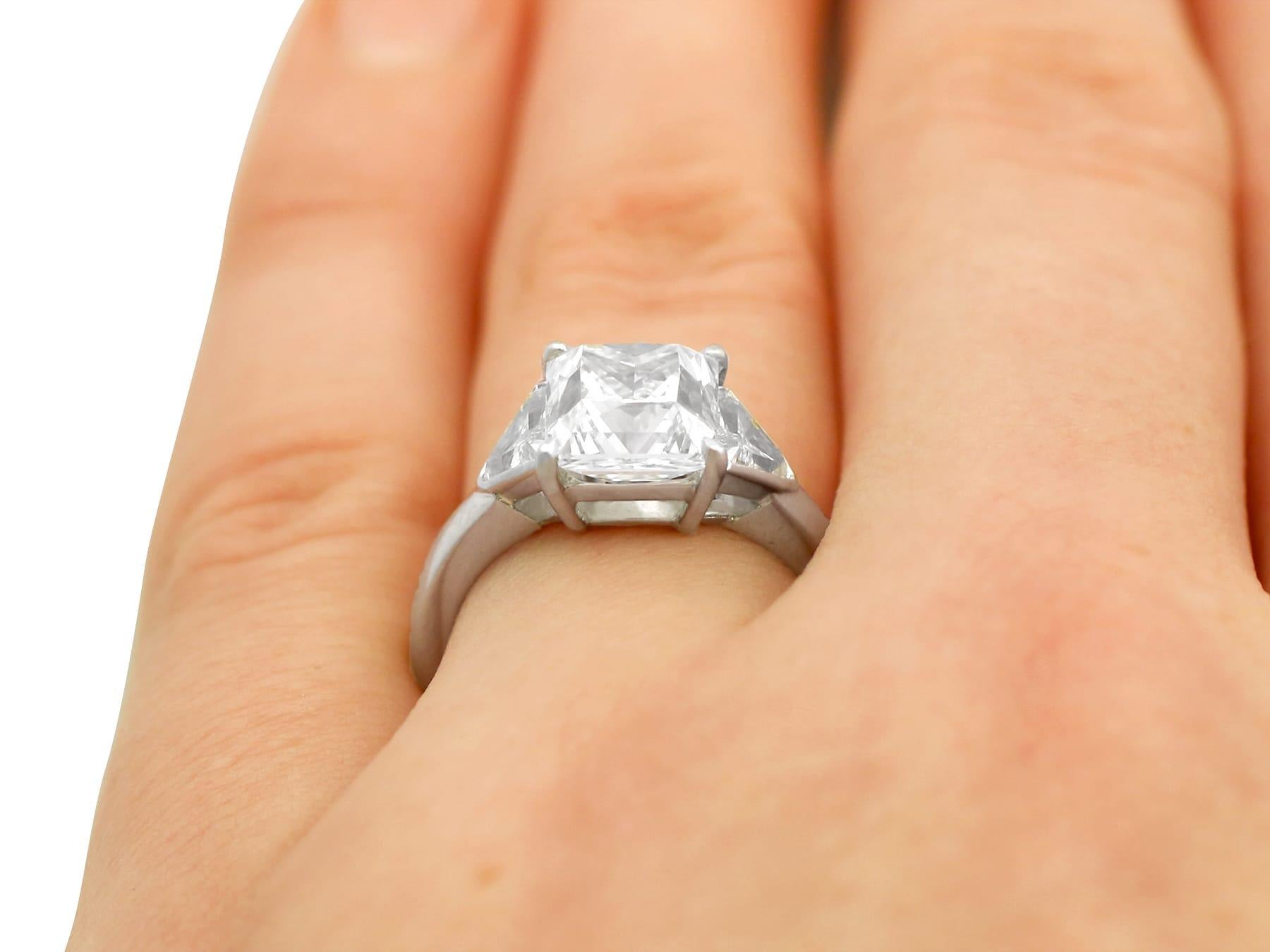 3.86 Carat Diamond and Platinum Engagement Ring For Sale 1