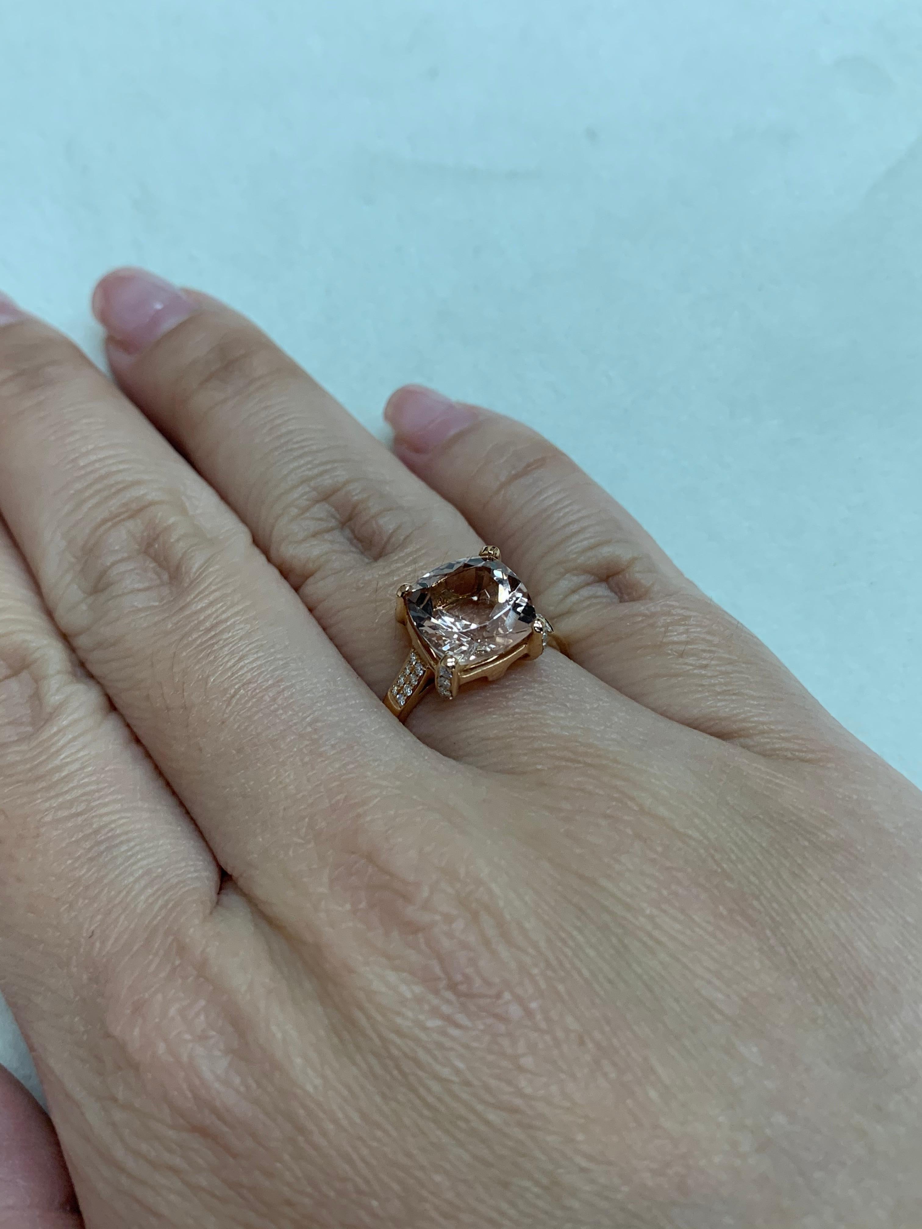 Contemporary 3.86 Carat Morganite and Diamond Ring in 18 Karat Rose Gold