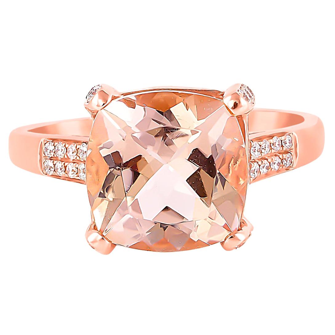 3.86 Carat Morganite and Diamond Ring in 18 Karat Rose Gold