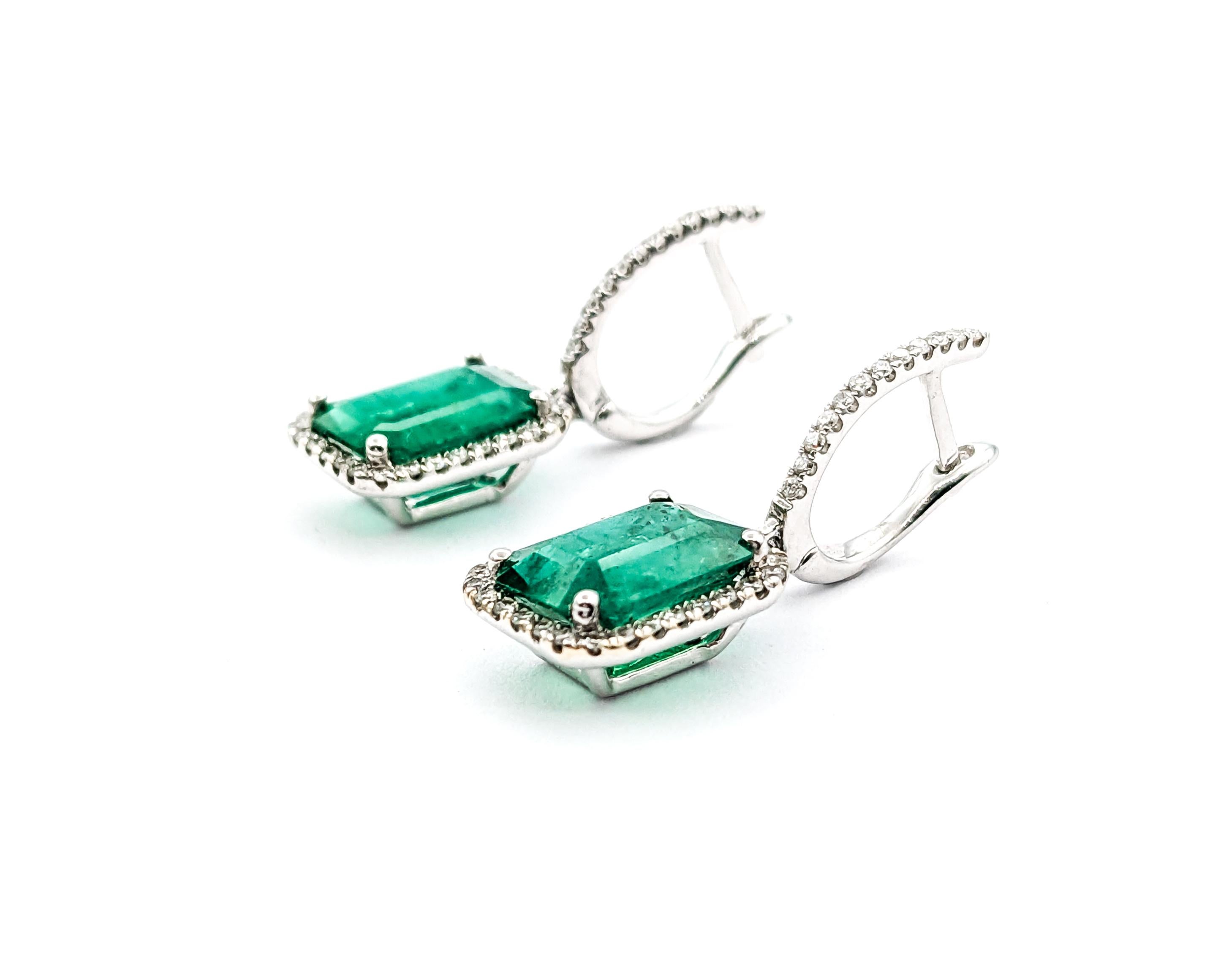3.86ctw Emerald & Diamond Dangle Earrings In White Gold In Excellent Condition In Bloomington, MN