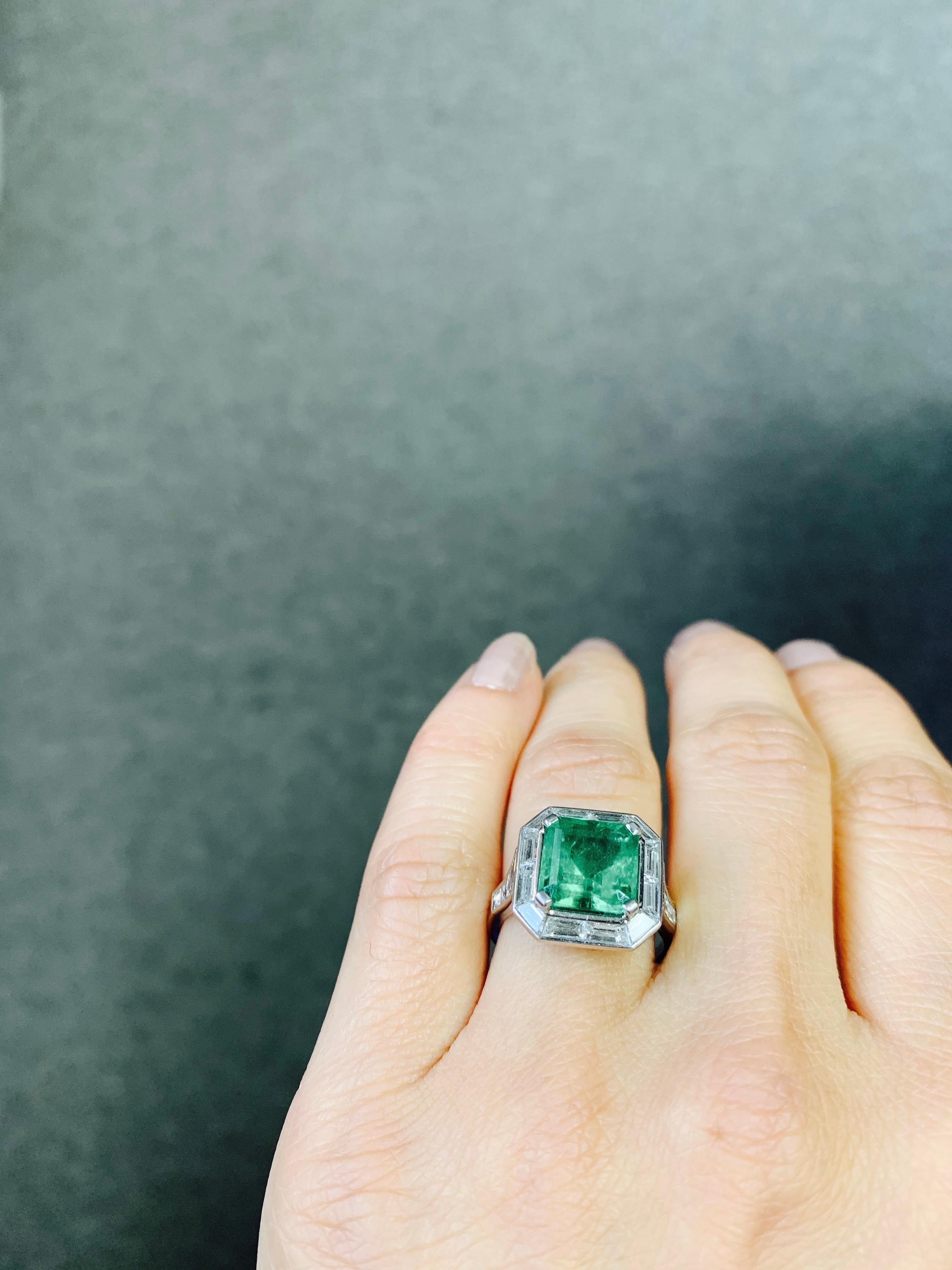 3.87 Carat Emerald and Diamond Ring in Platinum For Sale 4