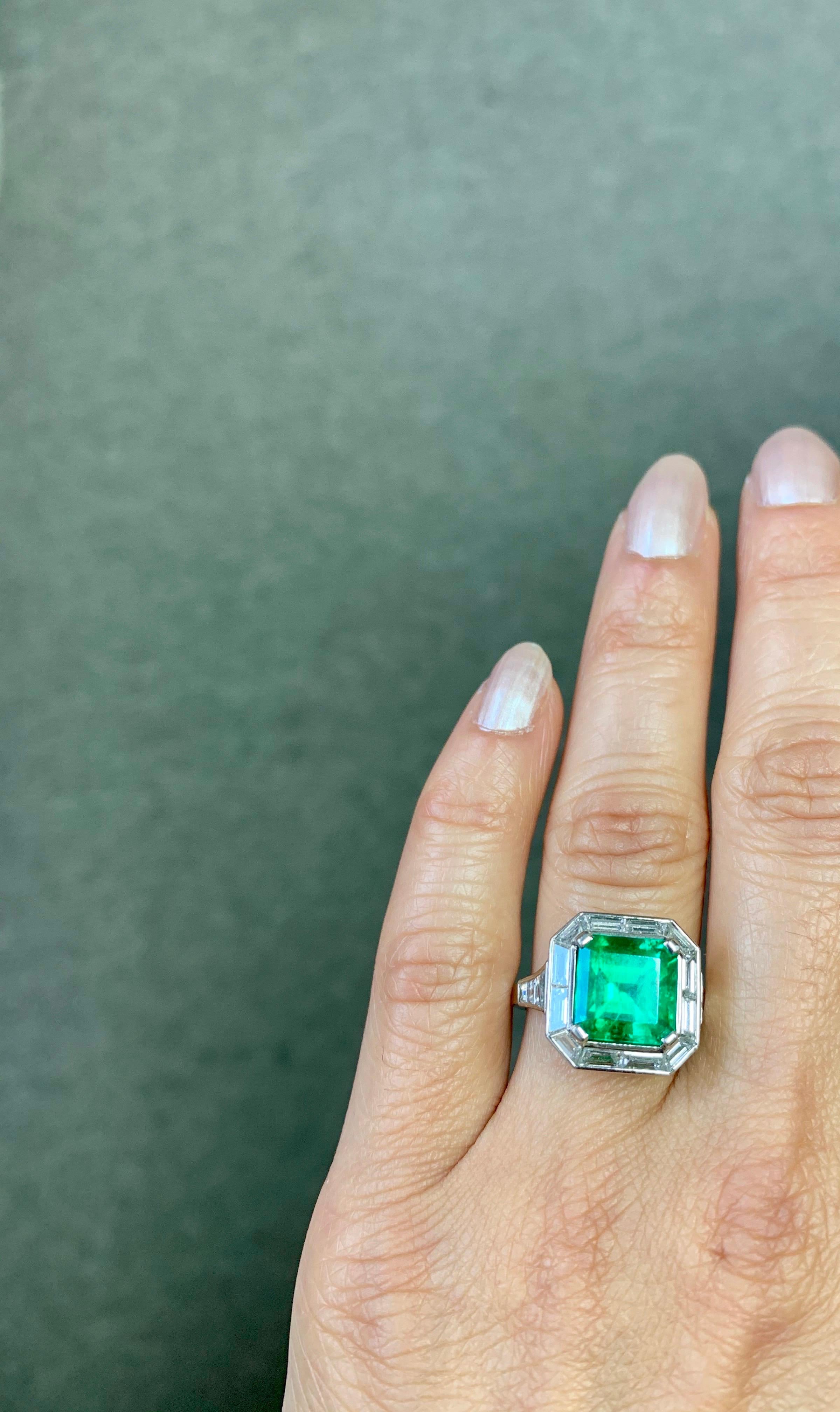 3.87 Carat Emerald and Diamond Ring in Platinum For Sale 5