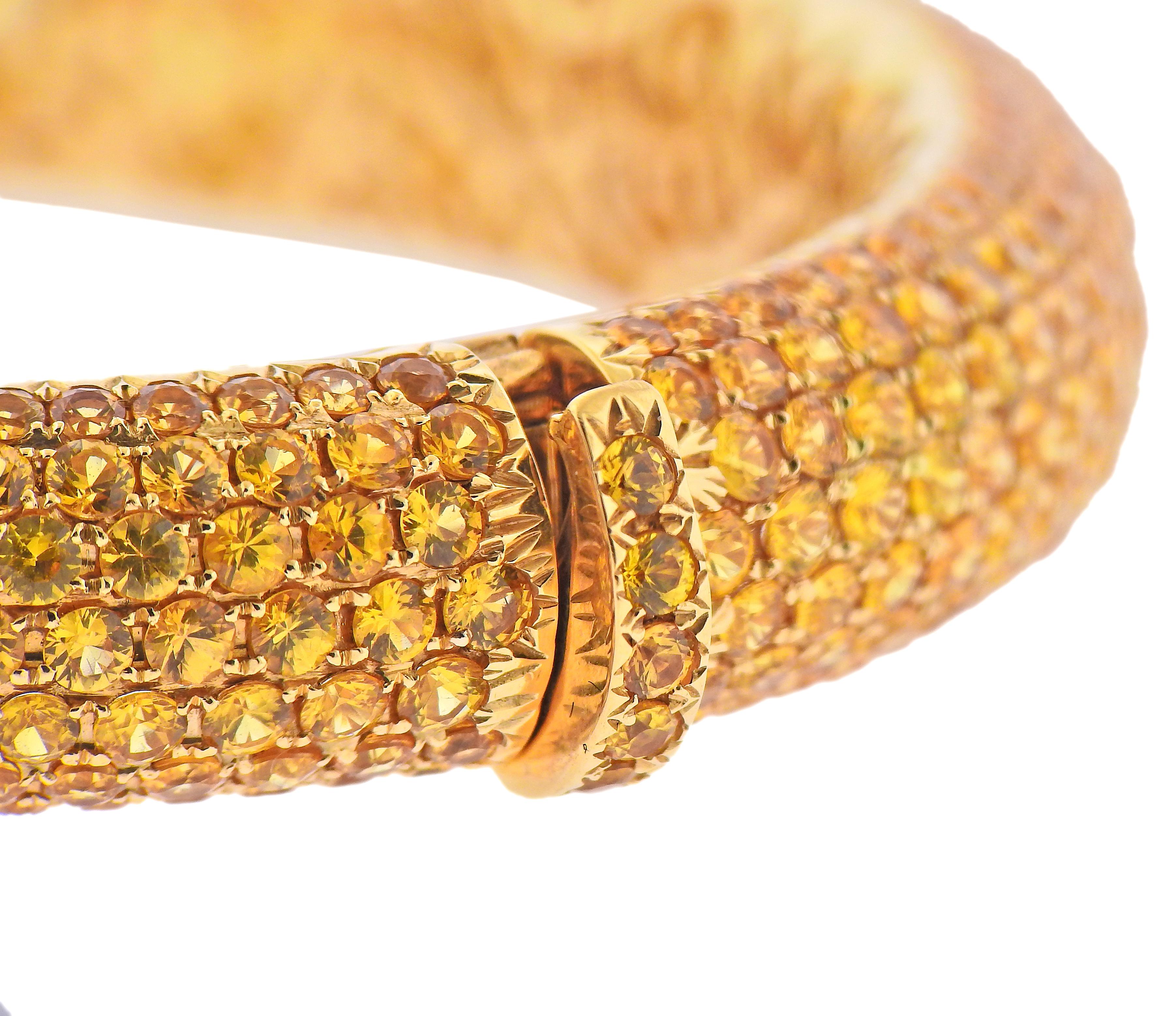 Round Cut 38.77 Carat Yellow Sapphire Gold Bangle Bracelet For Sale