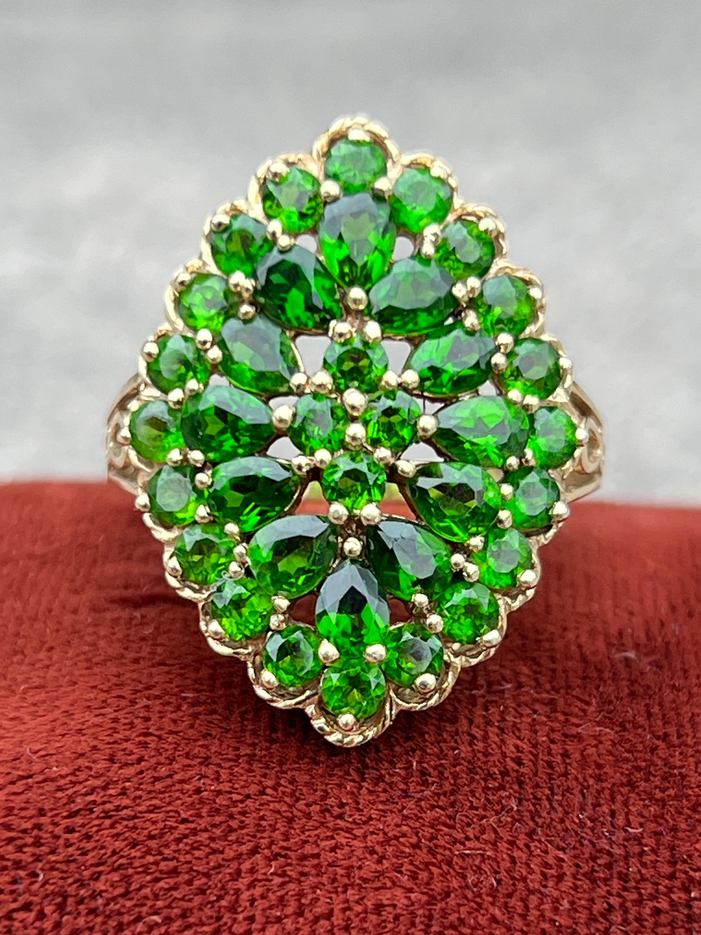 3.88 Carat Chrome Diopside 14k Yellow Gold Cluster Ring 4
