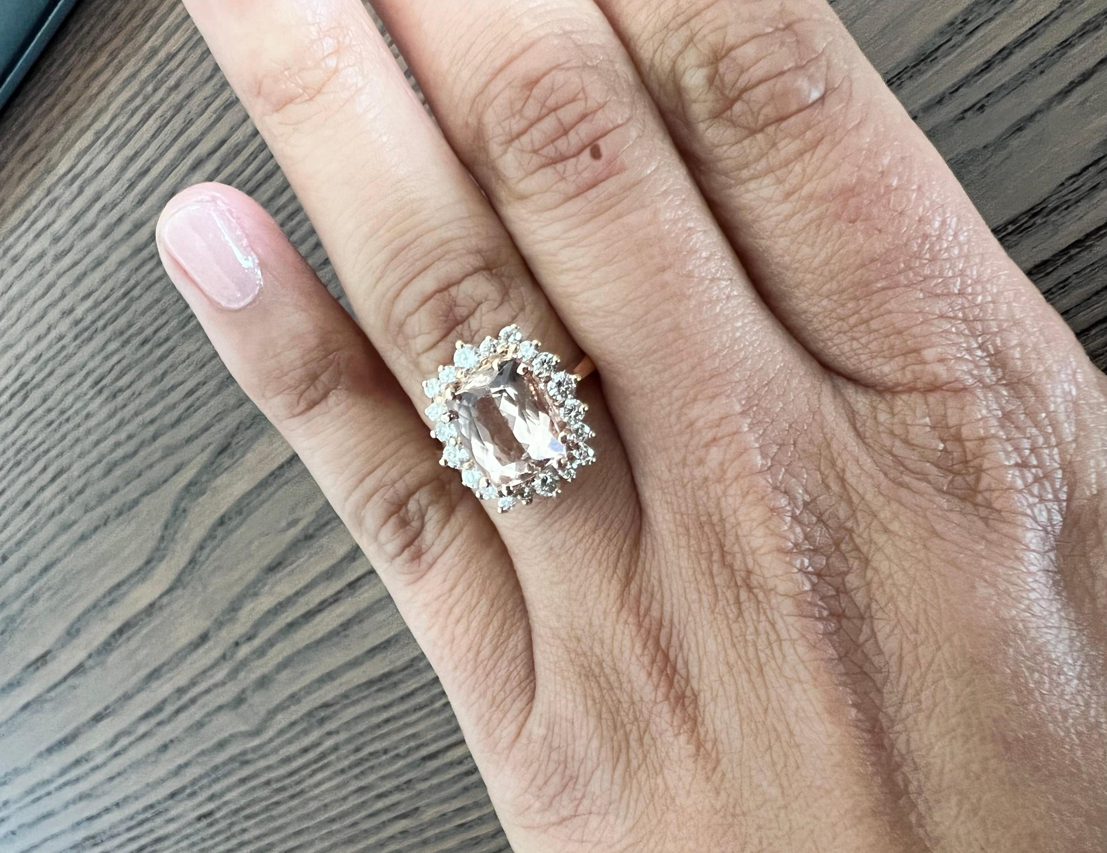 3.88 Karat Natürlicher Morganit Diamant Rose Gold Cocktail Ring im Angebot 1