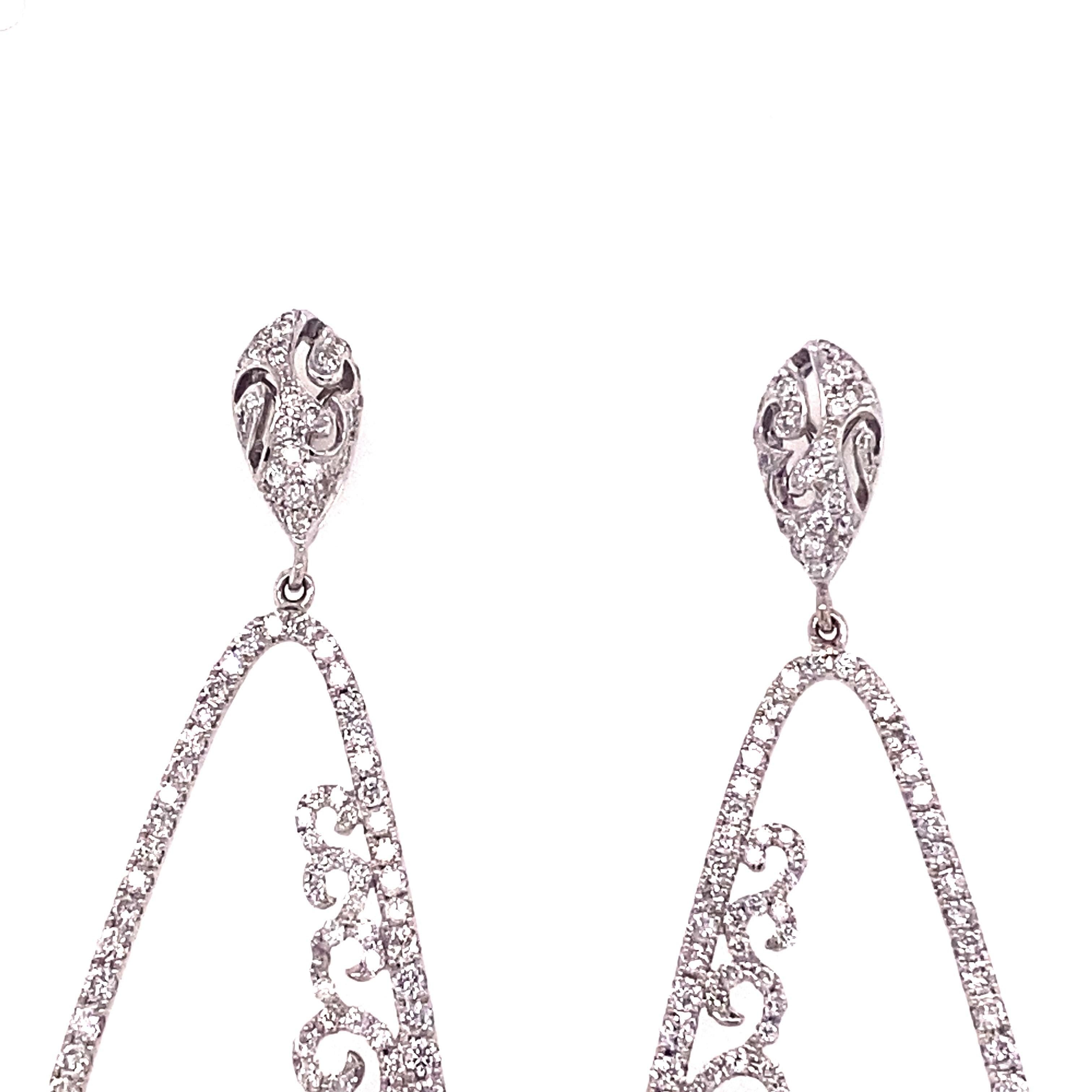 Women's or Men's 3.88 Carat of Round Brilliant Diamond Drop Earrings in 18 Karat White Gold For Sale