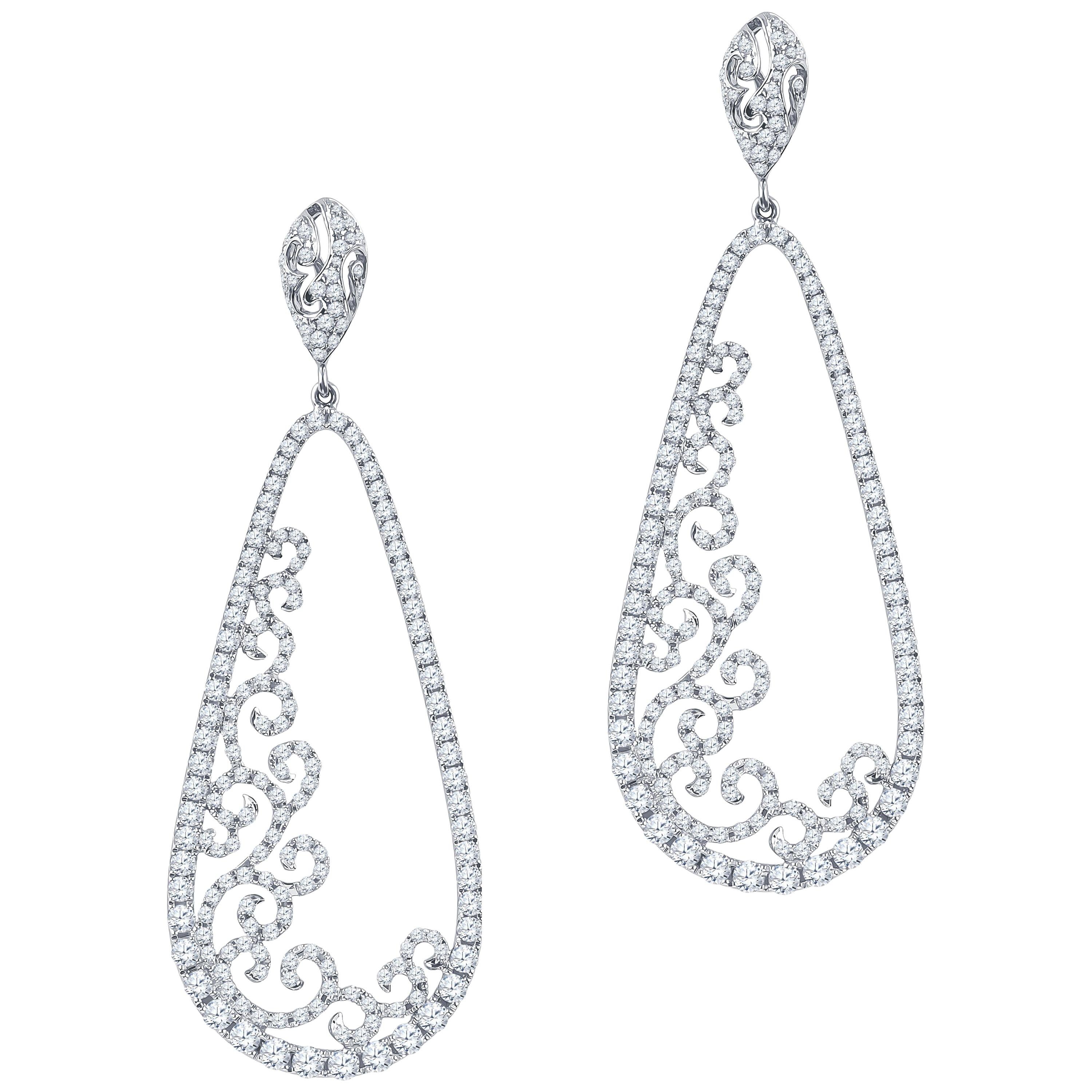 3.88 Carat of Round Brilliant Diamond Drop Earrings in 18 Karat White Gold For Sale