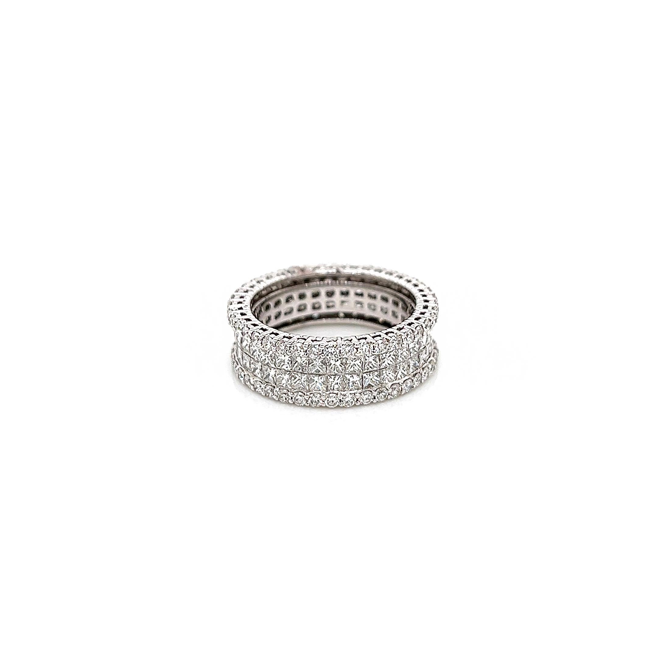 3.bracelet à diamants invisibles et sertis en griffe de 88 carats pour femme

-Type de métal : or blanc 18K
-diamants naturels à taille princesse de 2,60 carats sertis invisible
          ~F-G Color
          ~Clarté de l'ISP
-diamants naturels