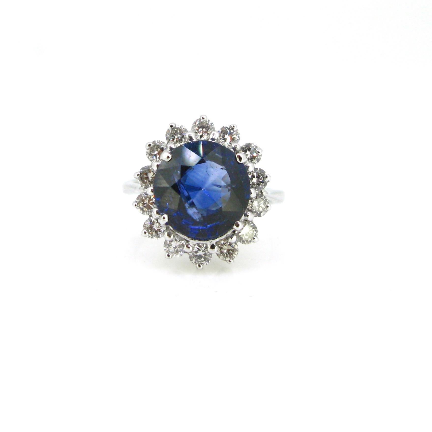 Modern 3.88 Carat Sapphire Diamond Cluster Ring, 18 Karat White Gold