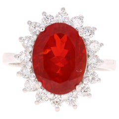 Anillo de cóctel de oro blanco de 14 quilates con diamante ópalo de fuego de 3,89 quilates