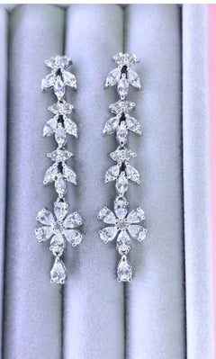 3.89 Carat Natural Diamonds 18K Gold Flowers Earrings