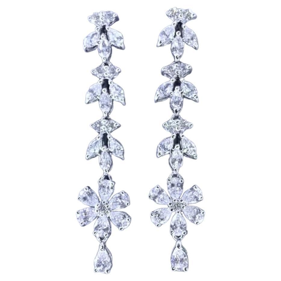 3,89 Karat natürliche Diamanten 18K Gold Blumen-Ohrringe