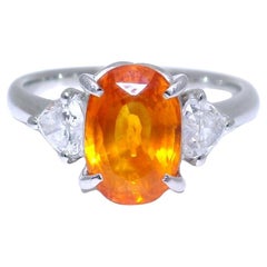 Platinring mit drei Steinen, 3,89 Karat orangefarbener Saphir und Diamant, GIA-zertifiziert