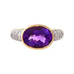 3.89 Carats Amethyst and 0.50 Carats Pave Set Diamond 18kt Yellow Gold Ring